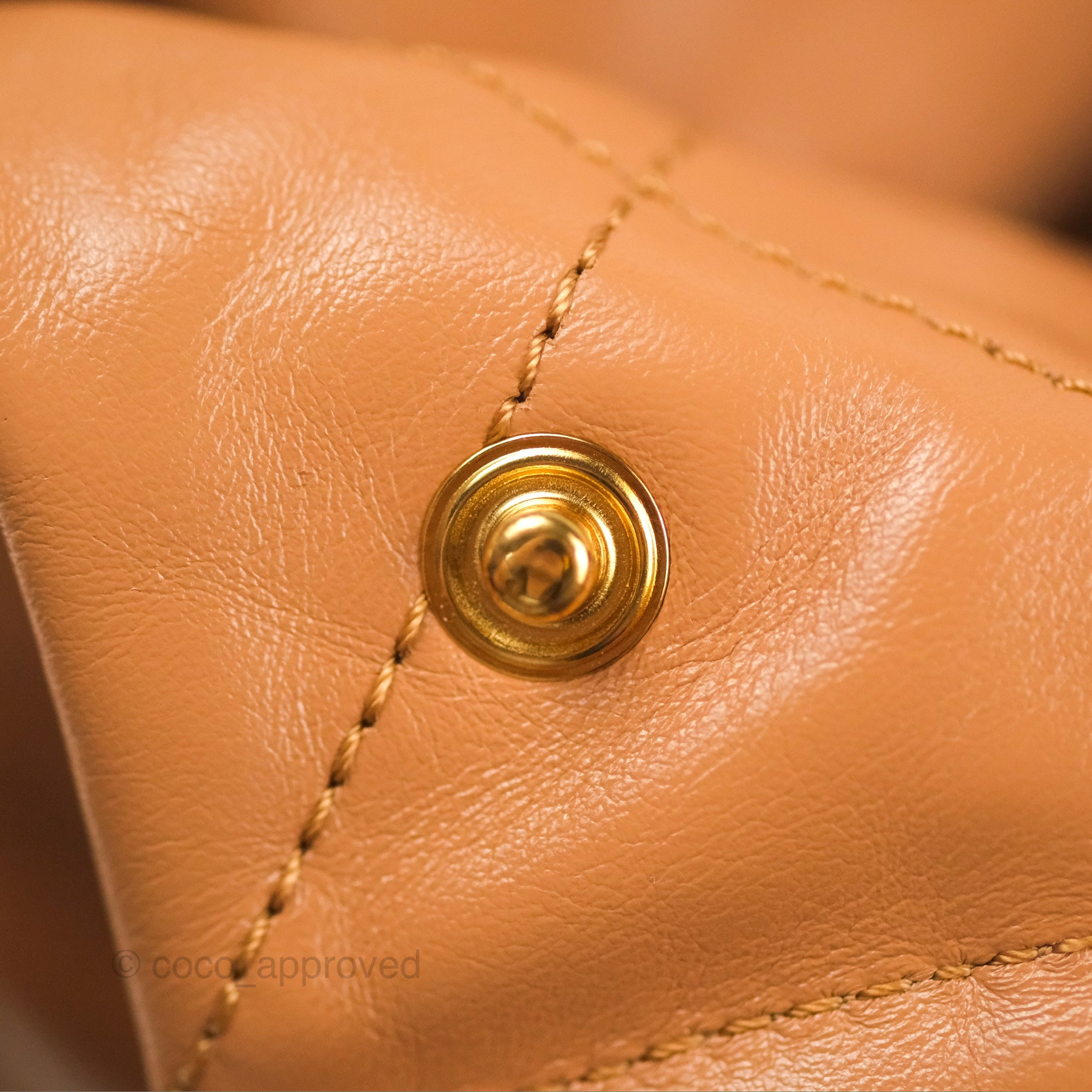 Chanel 22 Small Handbag in Caramel Beige Shiny Calfskin Leather with Aged Gold Hardware - Perfect for Everyday Use & Luxury Fashion Accessories