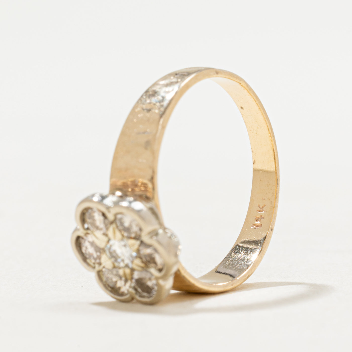 14K Gold Diamond Daisy Ring - 0.60 Carat Total Weight (CTW) - Size 5.75 - Elegant Floral Jewelry for Women, Perfect for Weddings, Anniversaries & Everyday Wear