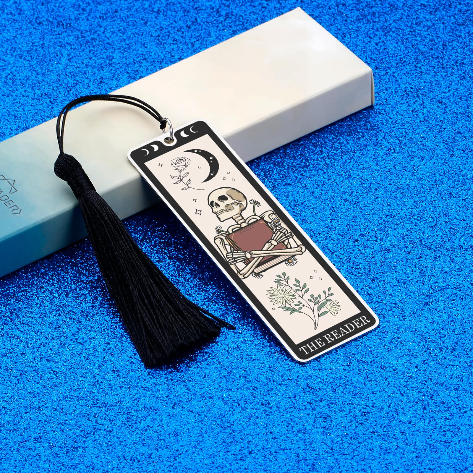 Funny Tarot Skeleton Bookmark - Unique Book Lover Gift for Women & Men, Halloween & Christmas Stocking Stuffer, Birthday Present for Teens - Perfect for Horror Fans, Book Club Members & Tarot Enthusiasts