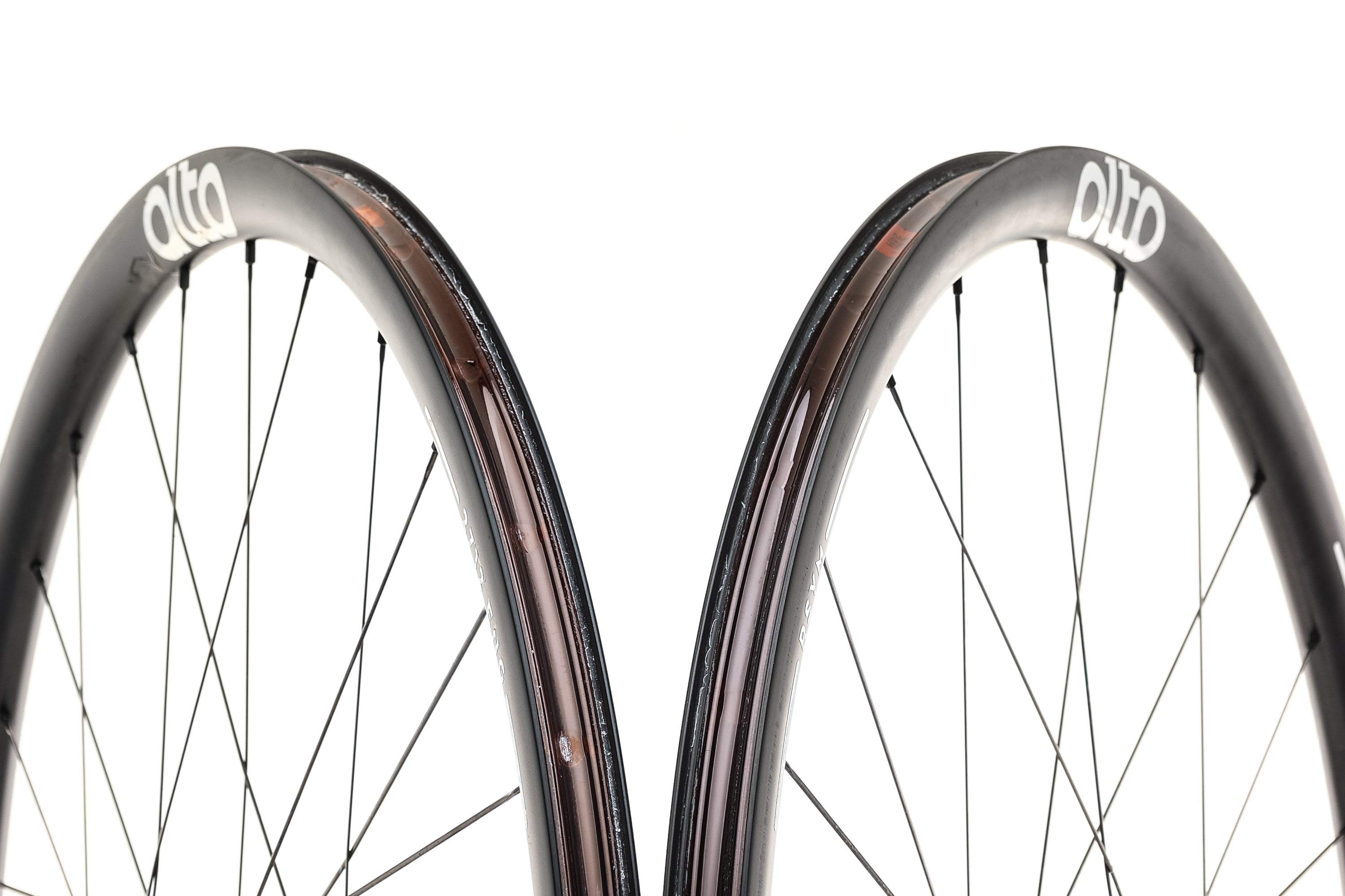 Alto CCX28 Carbon Tubeless 700c Wheelset - Lightweight Road Bike Wheels for Racing & Performance Cycling | Perfect for Road Racing, Triathlons & Endurance Rides