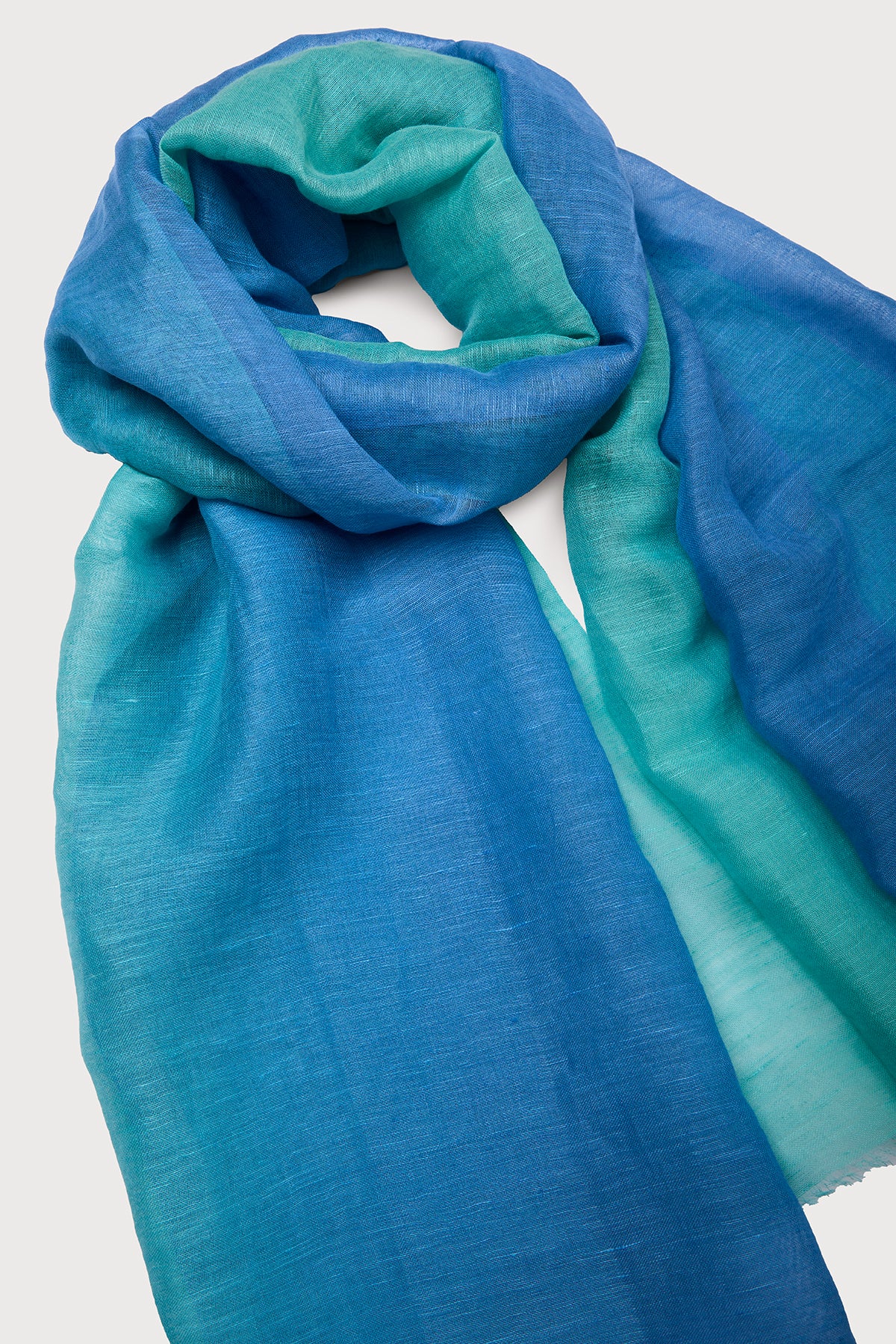 Stylish Linen Ombré Scarf - Lightweight Summer Fashion Accessory for Women - Perfect for Beach, Travel & Everyday Wear