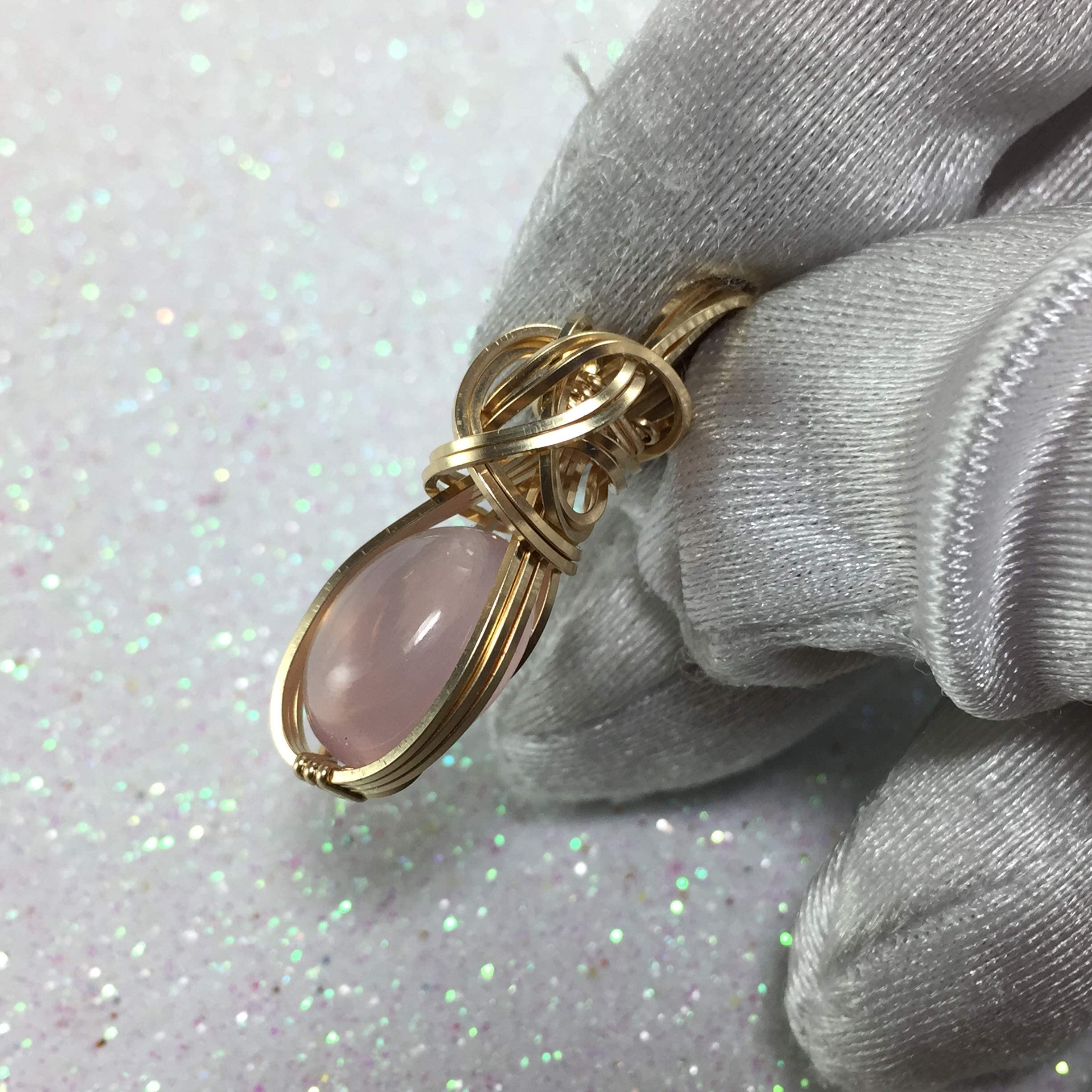 14K Gold Filled Rose Quartz Crystal Pendant Necklace - AAA Quality Heart Wand for Reiki Energy & Romance | Elegant Gift Box & Black Leather Chain | Spiritual Healing Jewelry for Meditation, Love & Positive Energy