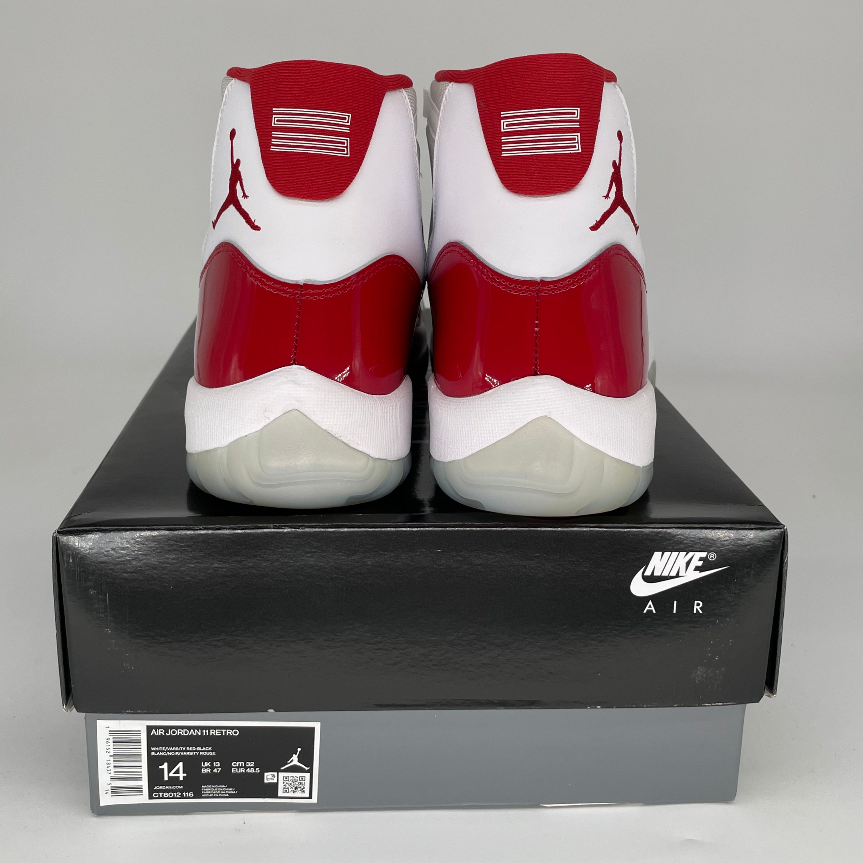 AIR JORDAN 11 Retro 