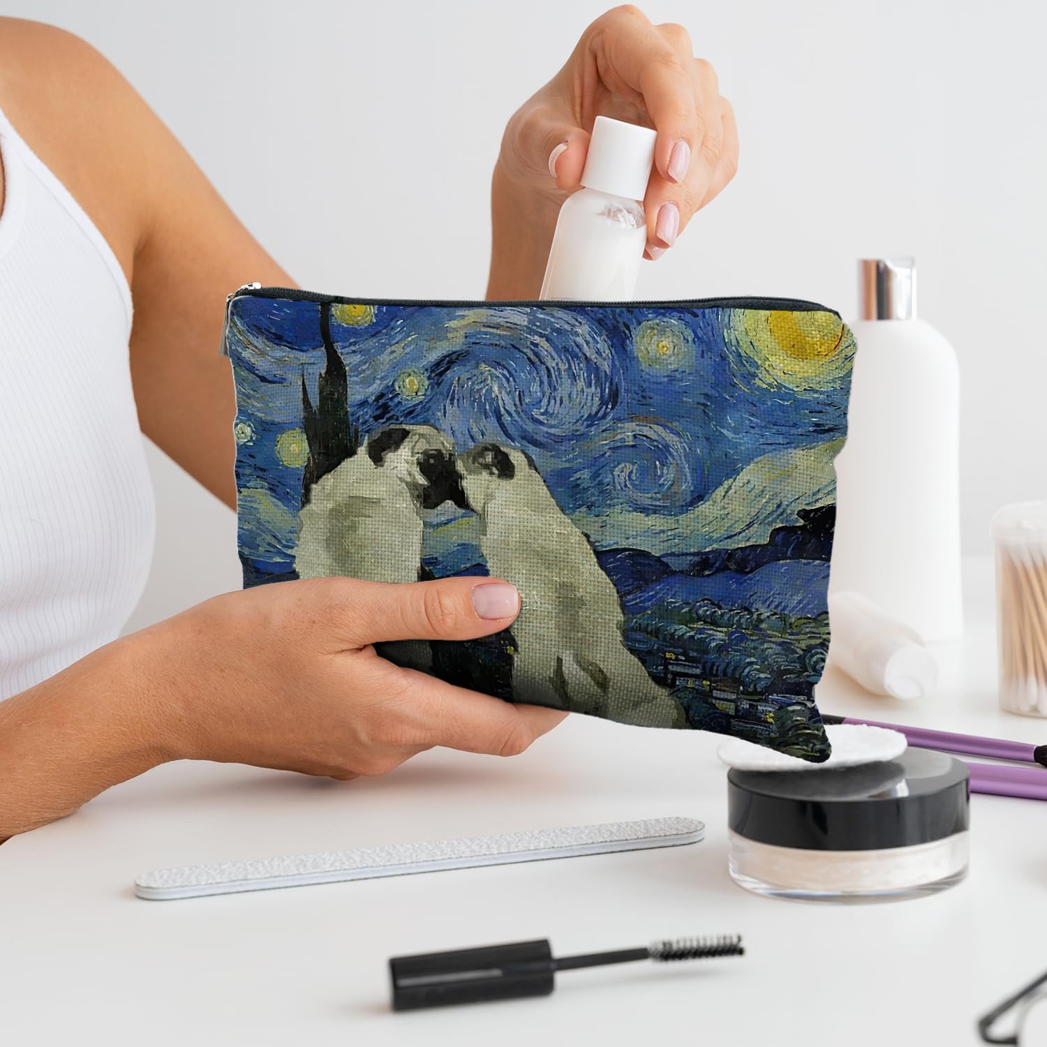 Starry Night Pug Makeup Bag | Cute Dog Cosmetic Pouch for Pug Lovers | Perfect Gift for Pug Moms & Dog Enthusiasts | Travel & Daily Makeup Organizer