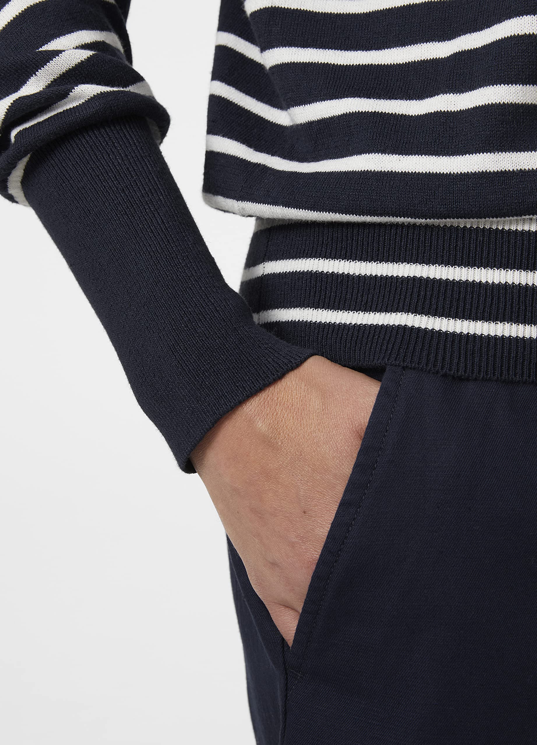 Helly Hansen Women's Skagen Spring Sweater - Lightweight Knit Pullover for Outdoor & Casual Wear | Hiking, Travel & Everyday Comfort