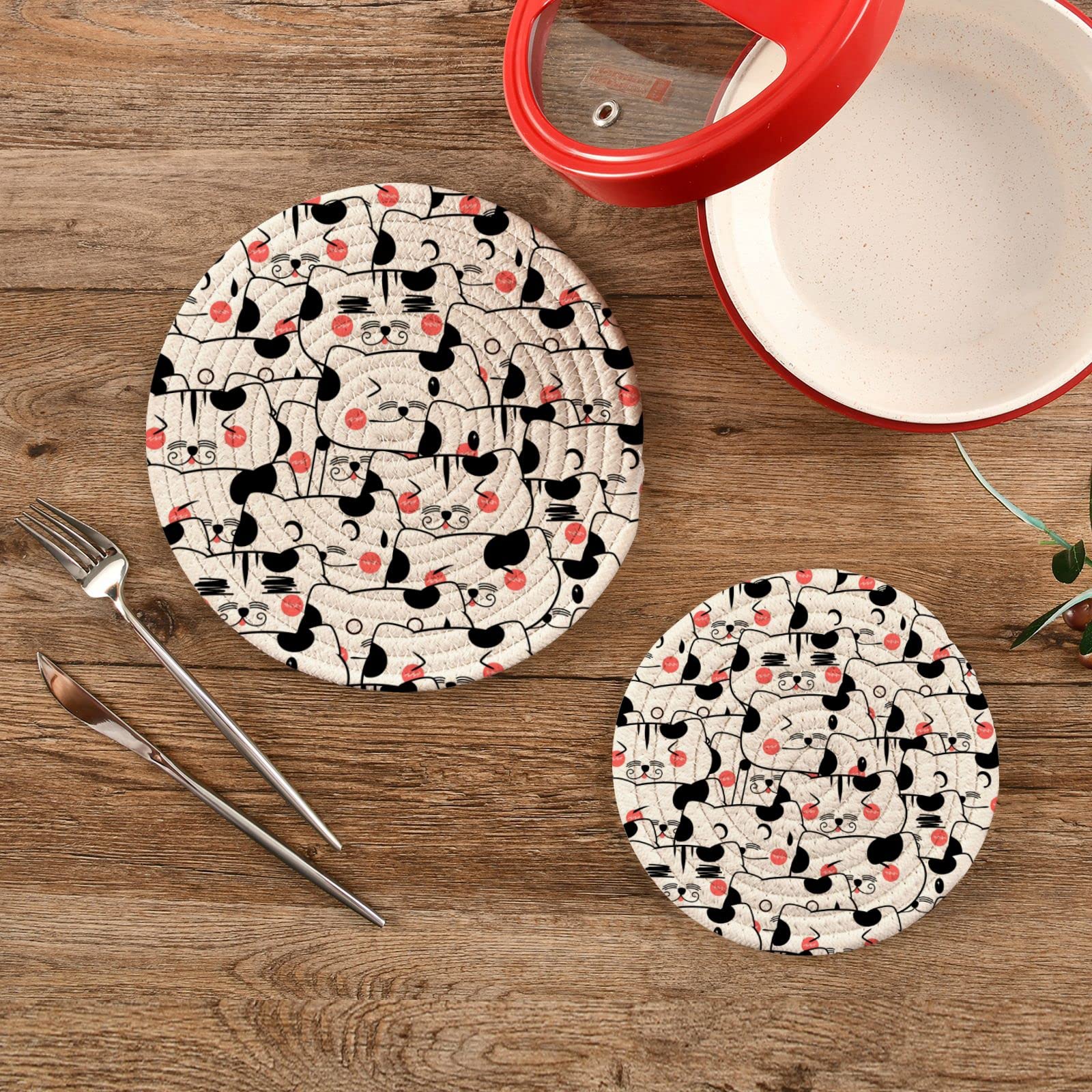 Cute Tabby Cat Pot Holders & Trivets Set of 2 - Heat Resistant Kitchen Trivets for Hot Dishes, Pans & Bowls - Funny Cartoon Cotton Woven Hot Pads - Perfect for Kitchen Decor & Gift Giving