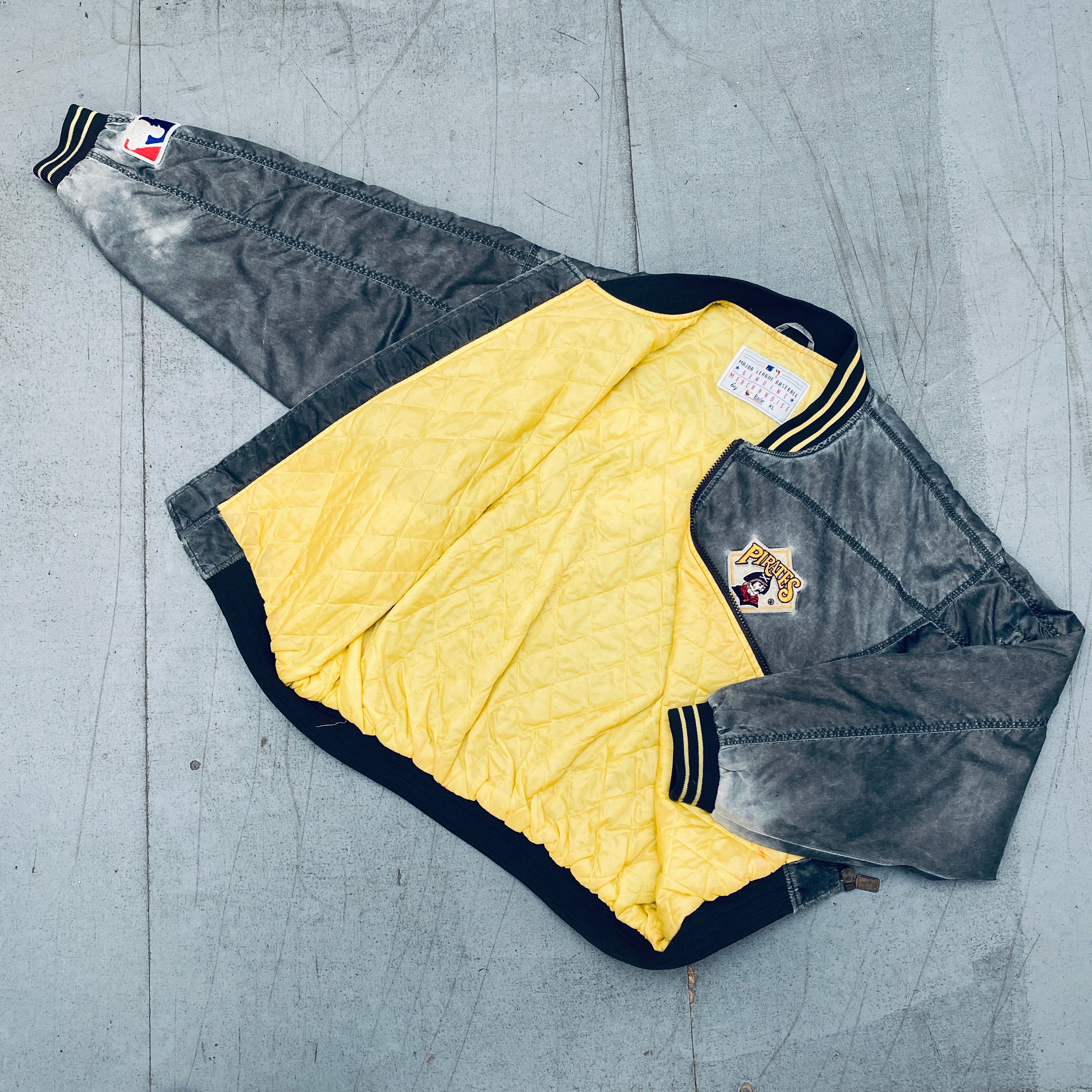Pittsburgh Pirates 1990s Vintage Reverse Embroidered Spellout Stone Wash Full Zip Bomber Jacket - XL Size | Retro Baseball Fan Gift & Game Day Outfit