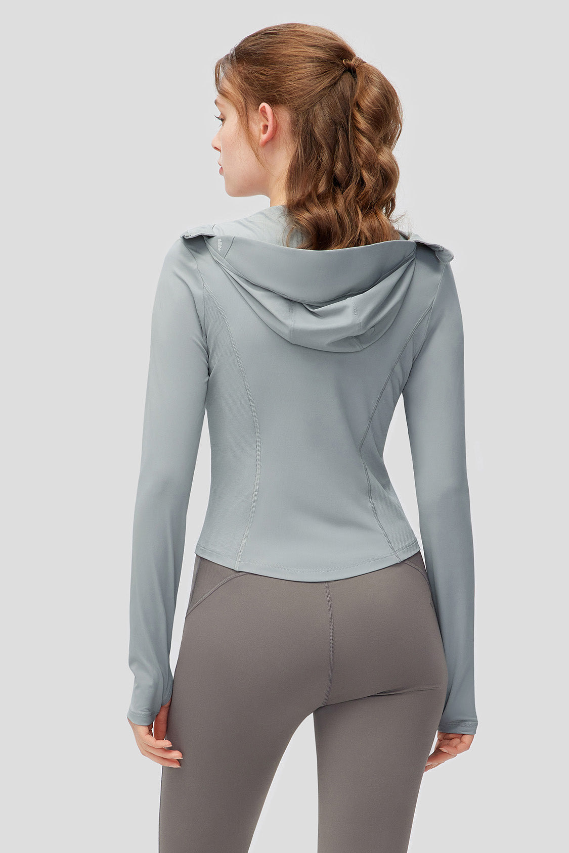 Iceskinny Women's Slim Fit Short Sun Protection Jacket UPF50+ - Lightweight UV Shielding for Outdoor Activities, Hiking & Beach Wear
