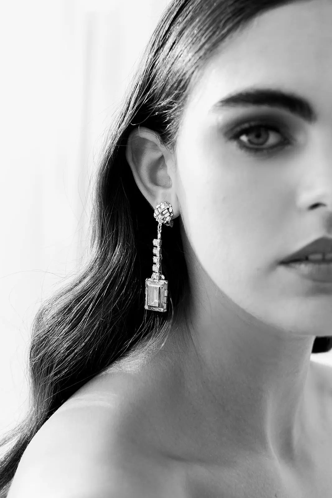 Immersive Crystal Drop Earrings for Women - Elegant Dangle Earrings for Party, Wedding & Evening Wear | Hypoallergenic & Lightweight Fashion Jewelry
