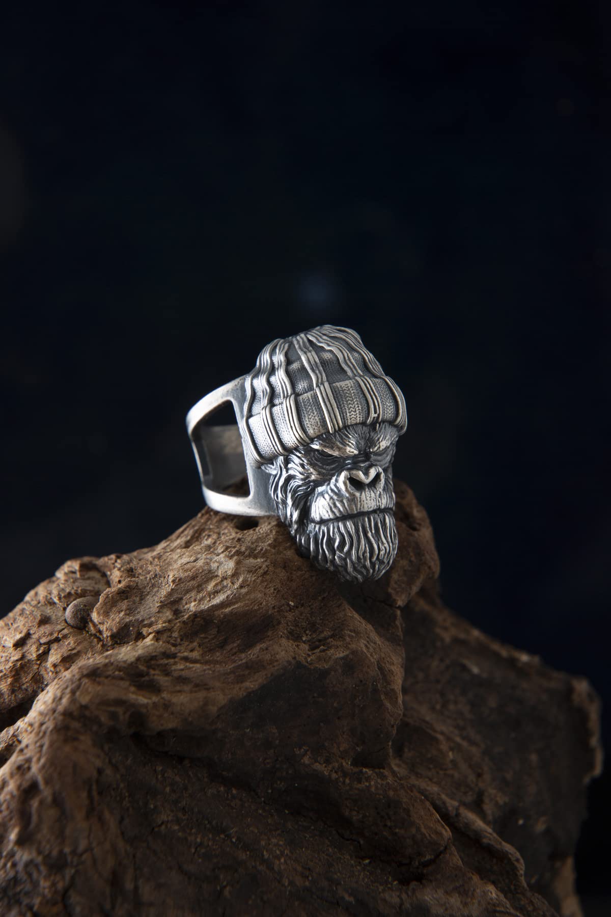 925 Sterling Silver Monkey Ring for Men - Animal Jewelry, Gorilla & King Kong Ape Ring - Black Rhodium Plated Halloween Gift for Him (Size 10.5) - Perfect for Birthday, Anniversary & Cosplay Costume Accessories