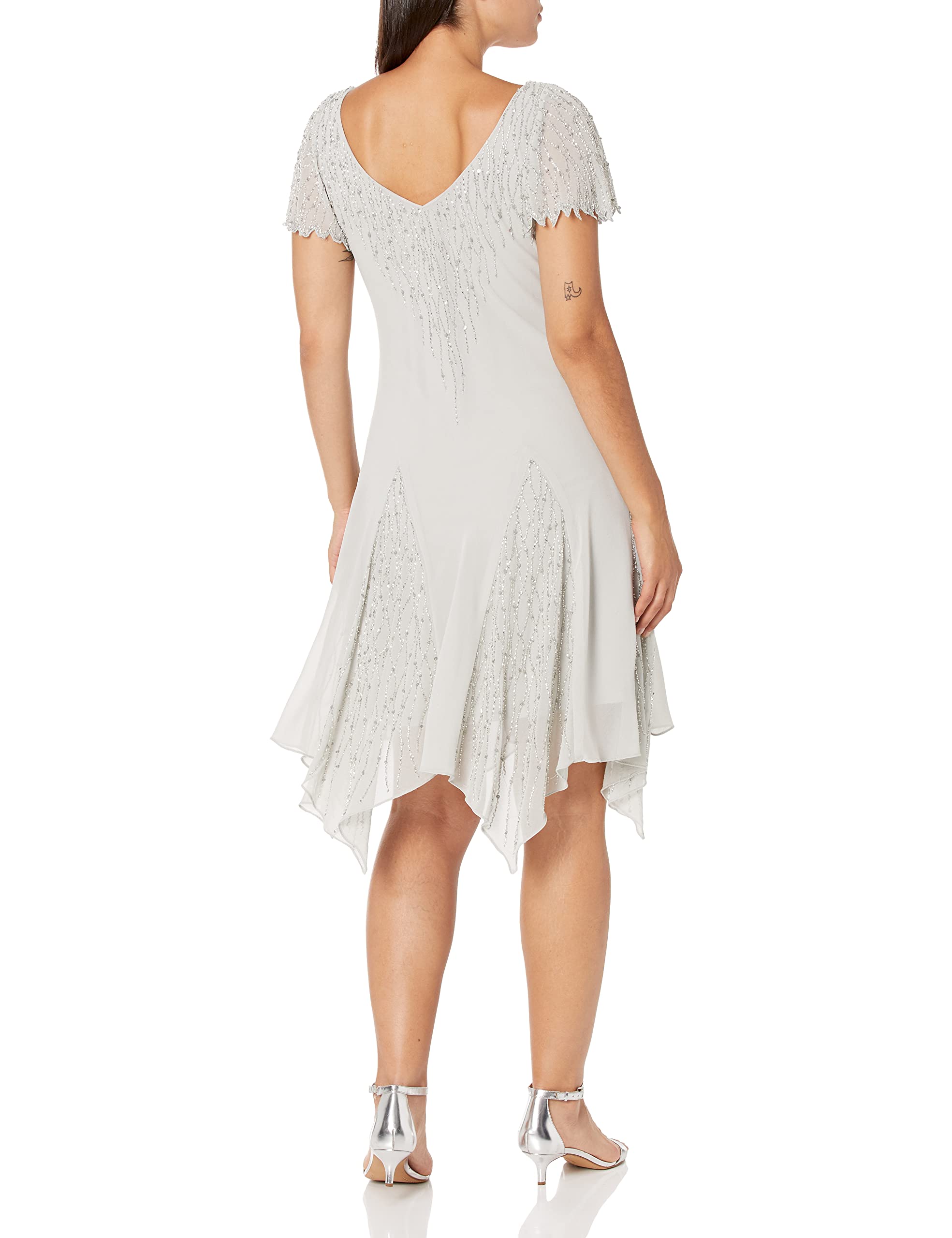 J Kara Women's Petite Short Beaded Dress - Elegant Beaded Cocktail Dress for Parties, Weddings & Special Occasions