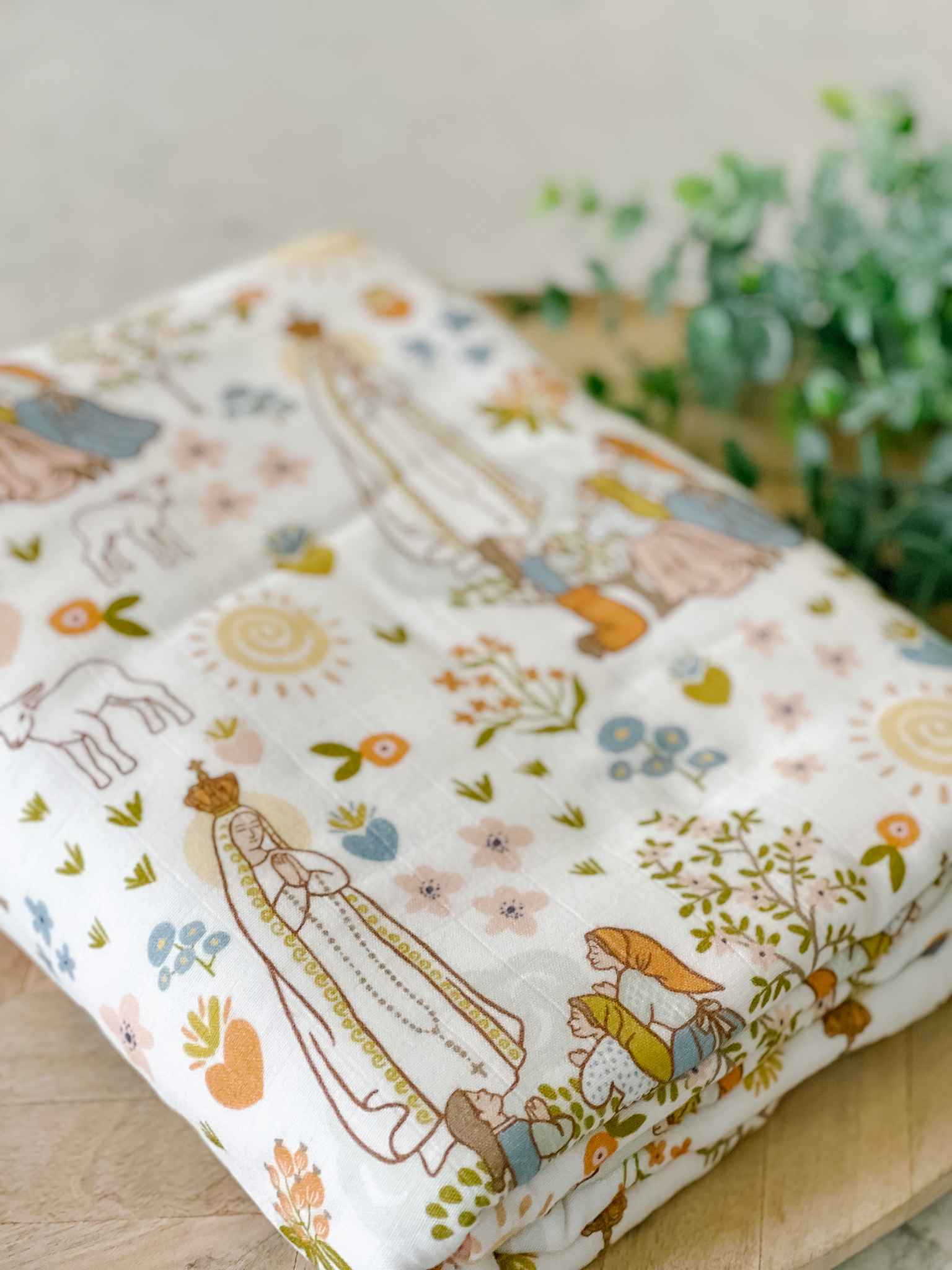 Our Lady of Fatima Quilt - Religious Catholic Blanket for Prayer & Devotion - Perfect for Home Chapel, Bedroom Decor & Spiritual Comfort