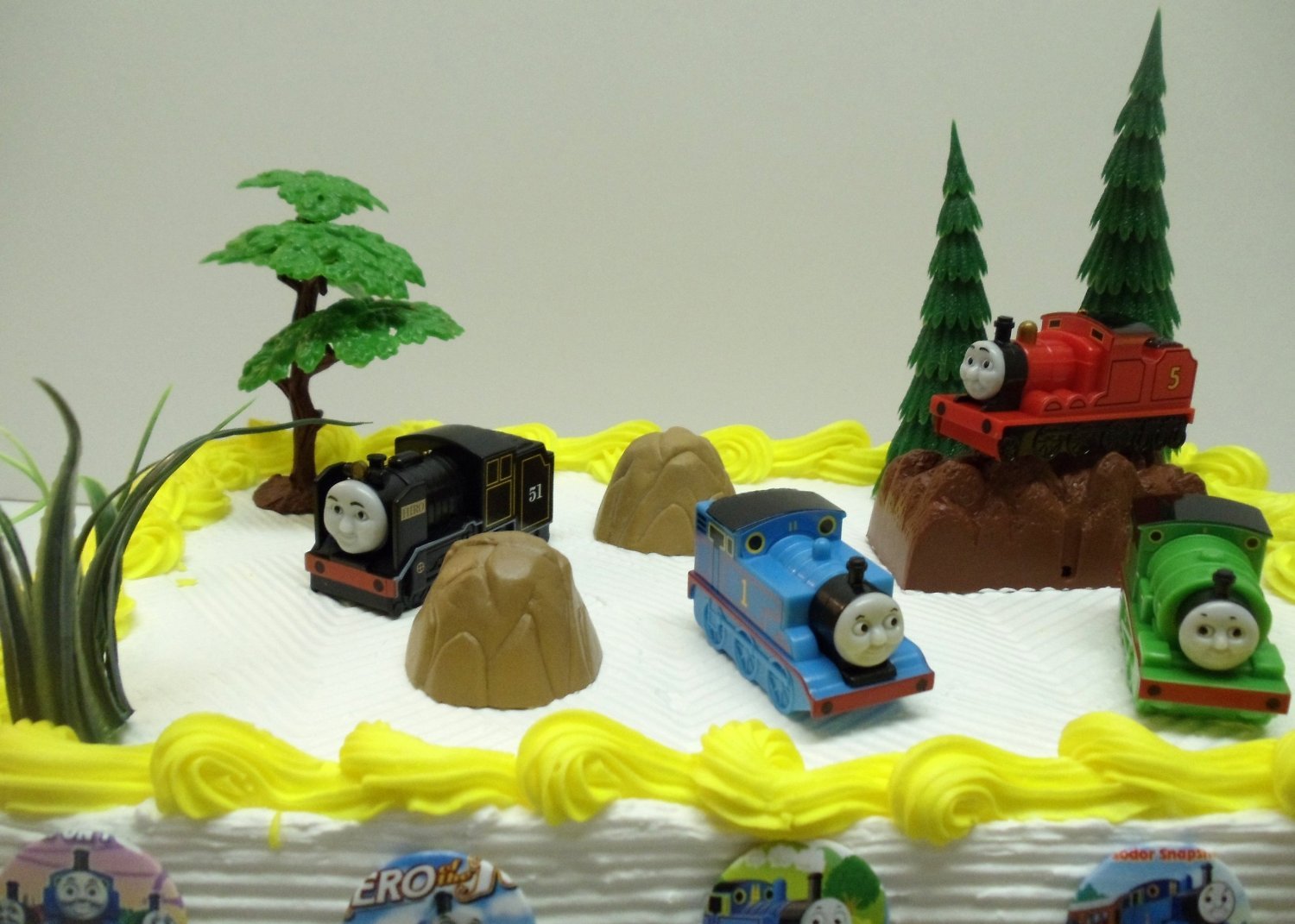 Thomas the Train Birthday Cake Topper Set - Unique Design for Kids' Birthday Party Decorations | Perfect for Train-Themed Cakes and Party Supplies