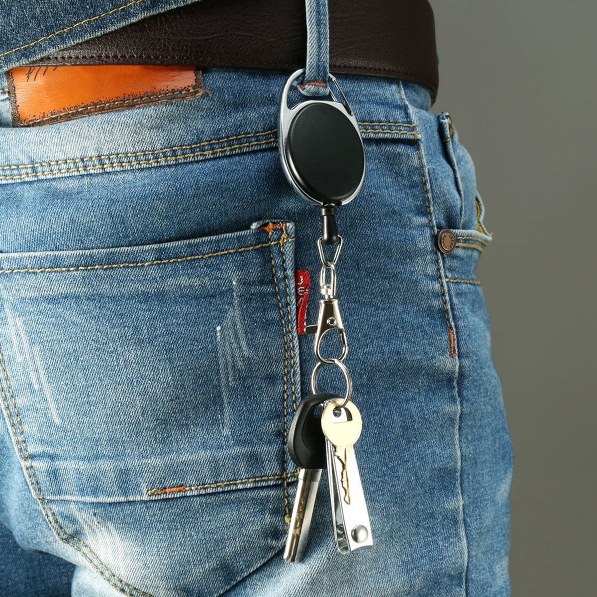 YoungRich 4-Pack Retractable Keychain with Belt Clip - Heavy Duty Spring Lanyard Reel for Men & Women - Key Holder for ID Badge, Car Keys & Office Keys (Black) - Perfect for Work, Home & Outdoor Activities