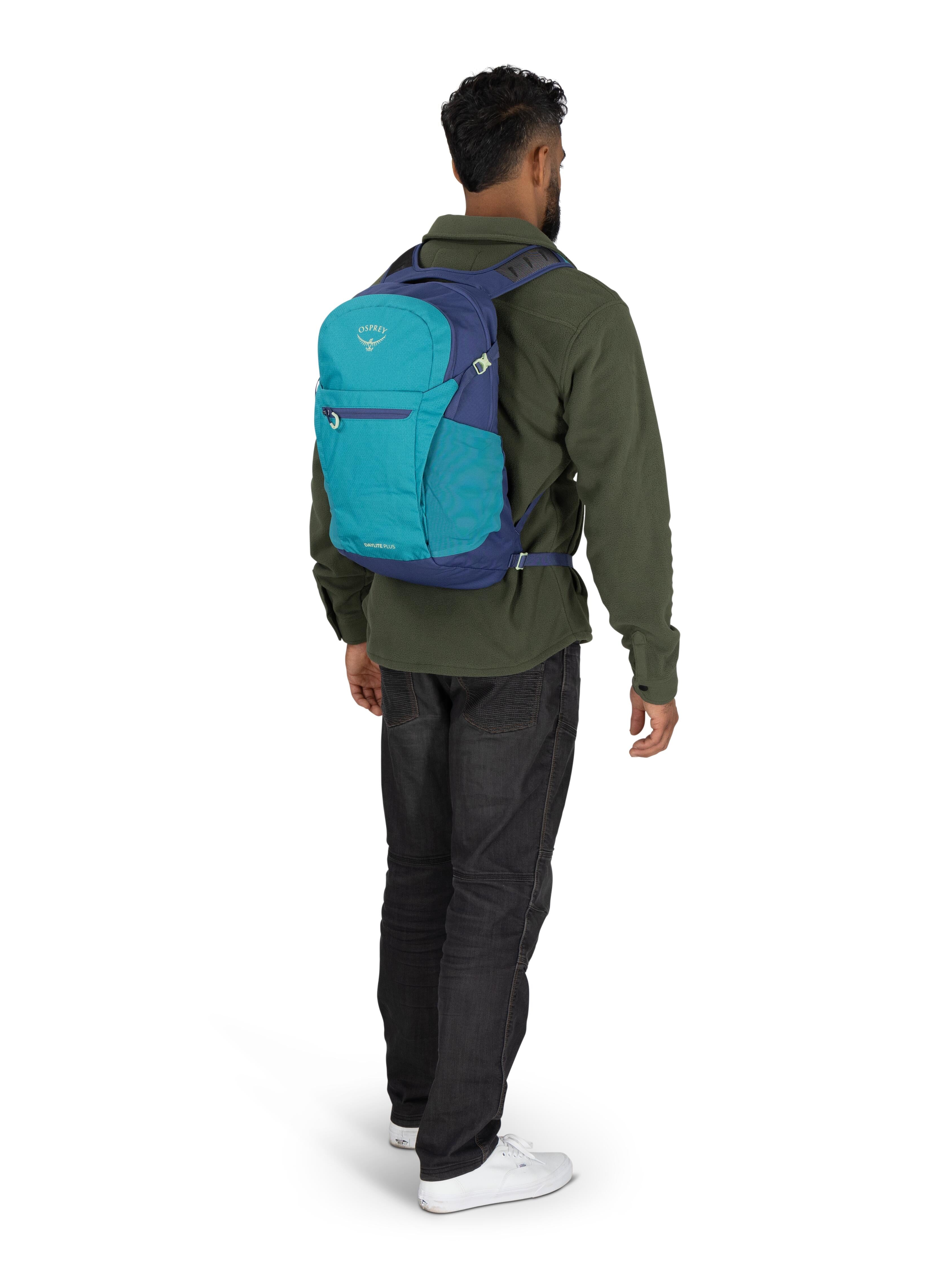 Osprey Daylite Plus Everyday Backpack - Lightweight Hiking Daypack for Men & Women - Perfect for Travel, Commuting & Outdoor Adventures