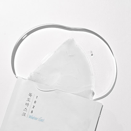 ROUND LAB 1025 Dokdo Hydrating Water Gel Mask - 18 Sheets/Box - Deep Moisturizing Facial Sheet Mask for Dry & Sensitive Skin - Perfect for Daily Skincare Routine & Spa Night