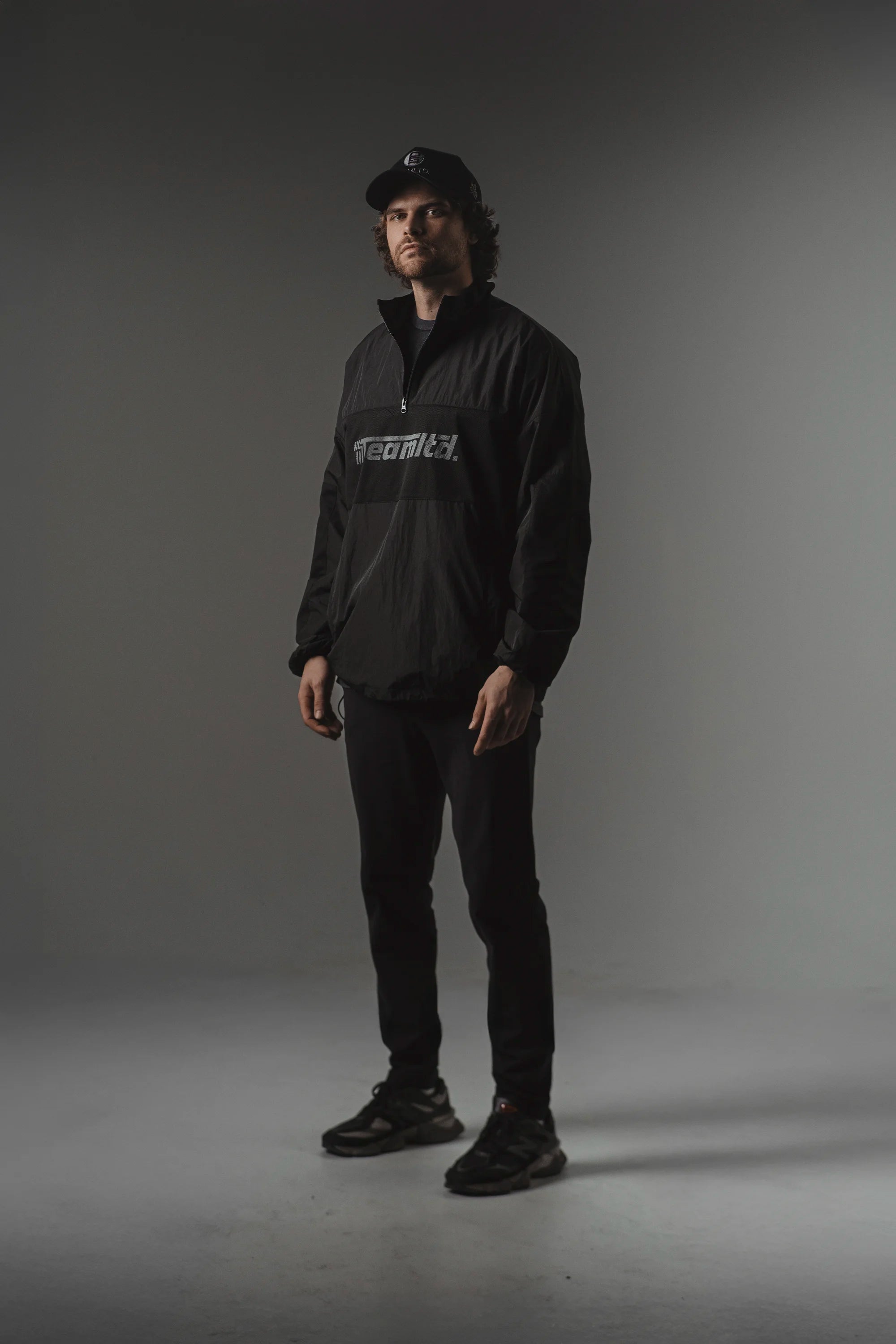 Blackout Panel Windbreaker Jacket - Lightweight Waterproof Windbreaker for Men & Women - Perfect for Hiking, Running & Outdoor Activities