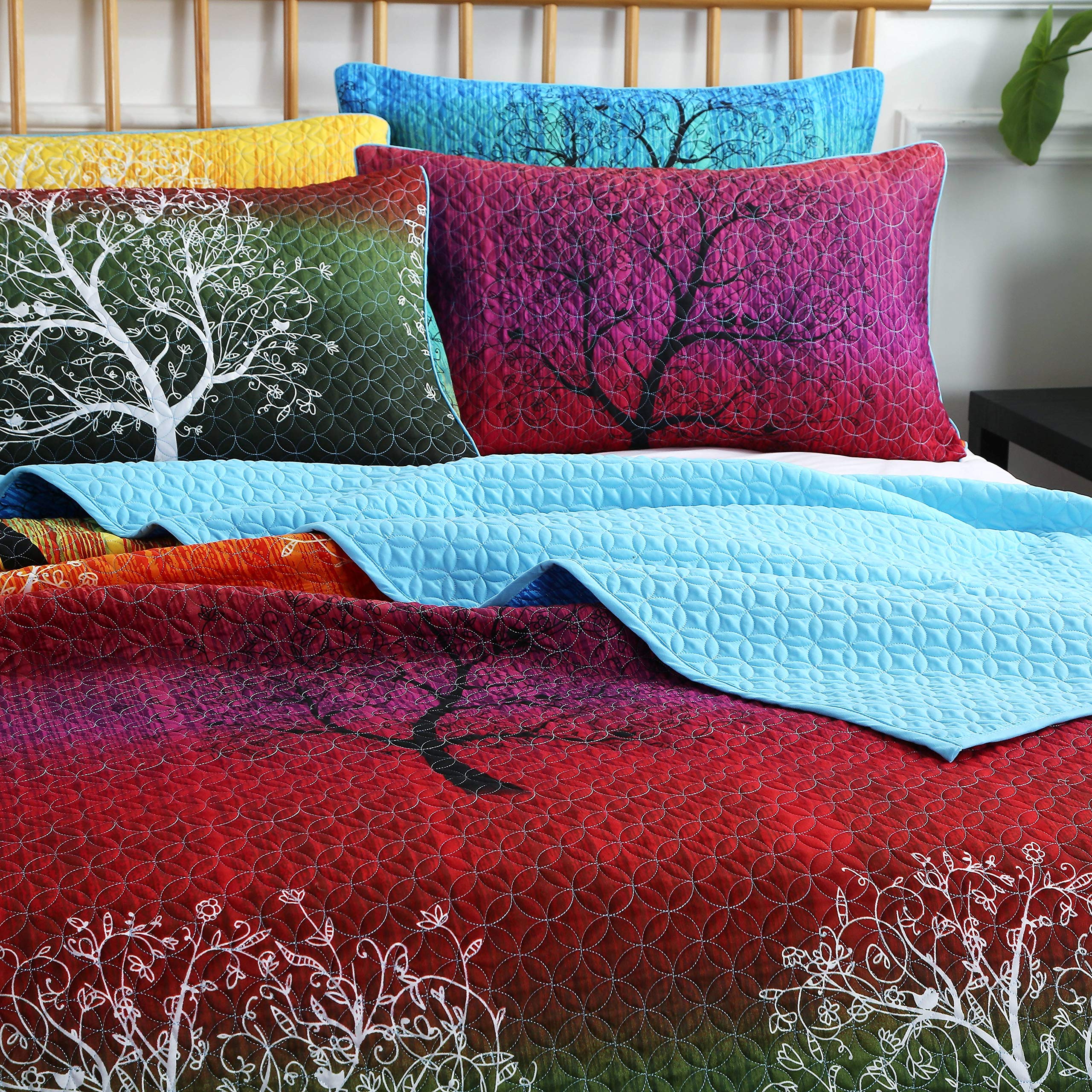 Swanson Rainbow Tree Bedspread Coverlet Quilt Set with Pillow Shams - King Size Luxury Bedding for Master Bedroom & Guest Room Decor