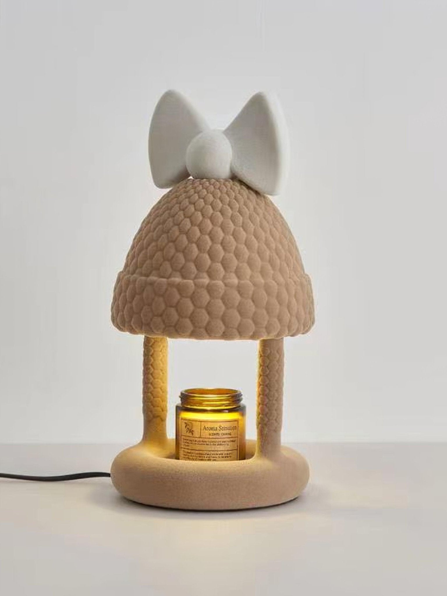 Stylish Bow Tie Hat Table Lamp - Elegant Home Decor for Bedroom, Living Room & Office - Perfect for Reading, Relaxing & Creating Cozy Ambiance