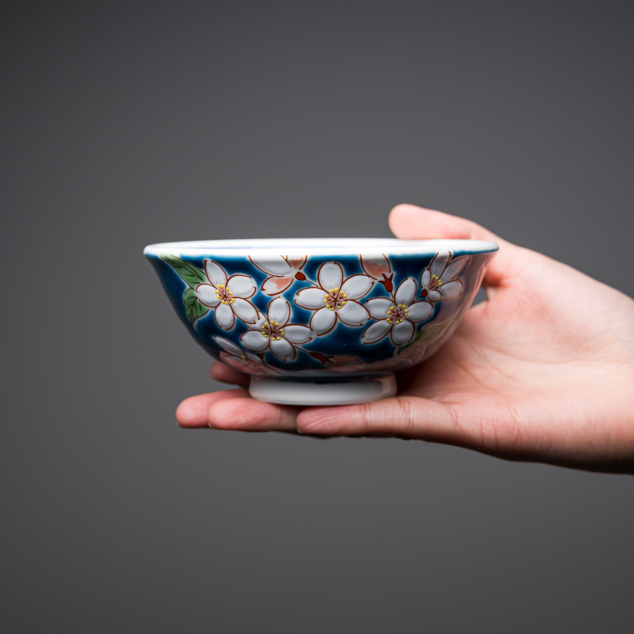 Kutani Ware Rice Bowl with Sakura Design - Handcrafted Japanese Ceramic Tea Bowl for Sushi, Rice & Tea - Perfect for Home Dining & Japanese Cuisine Lovers