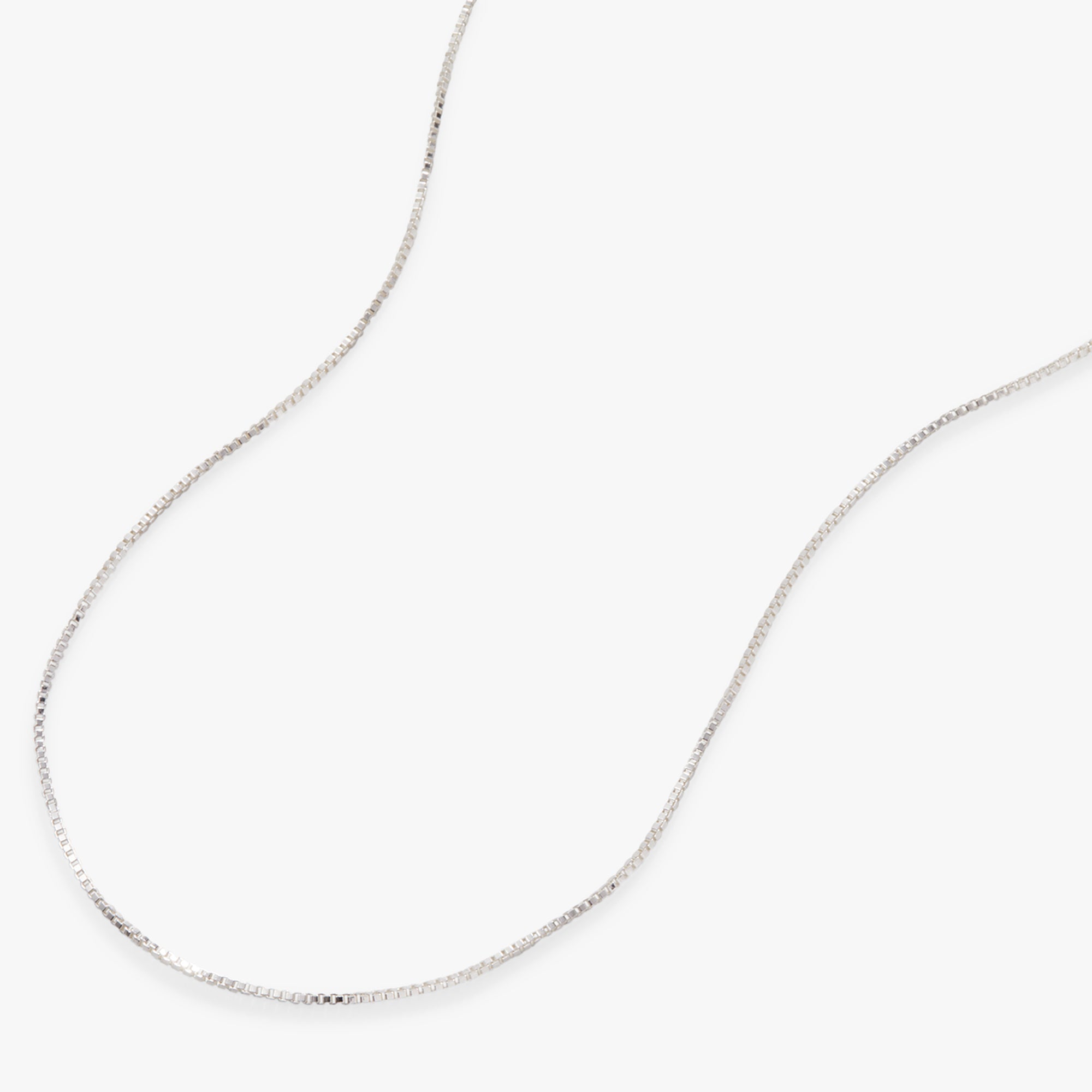 Elegant Box Chain Necklace for Women - 18K Gold Plated Stainless Steel Jewelry - Perfect for Everyday Wear, Parties & Gifts