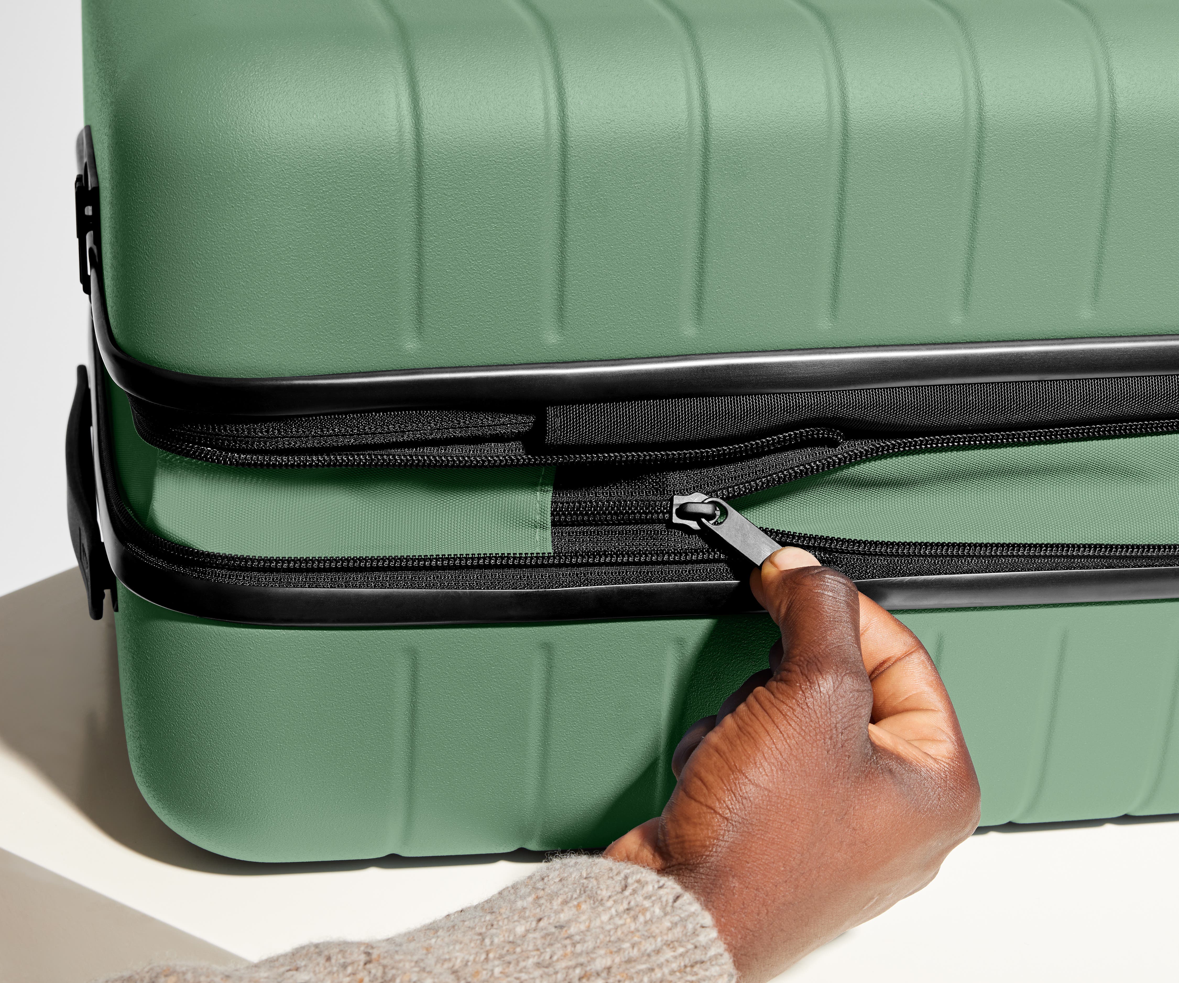 Sea Green Carry On Flex Suitcase - Lightweight Expandable Luggage for Air Travel & Weekend Getaways