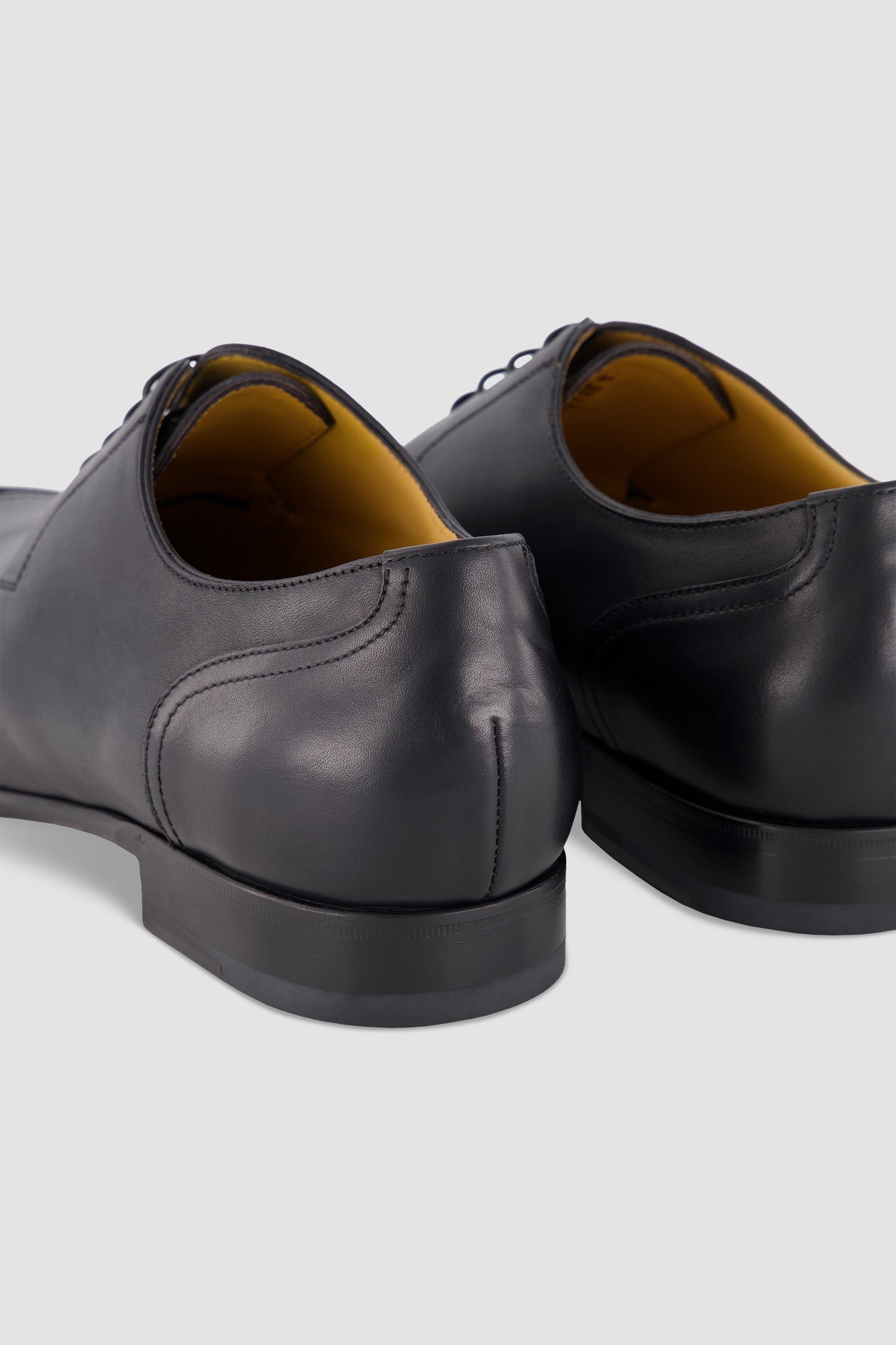 Testoni Black Antique Calf Leather Afragola Derby Dress Shoes for Men - Perfect for Business, Formal Occasions & Weddings
