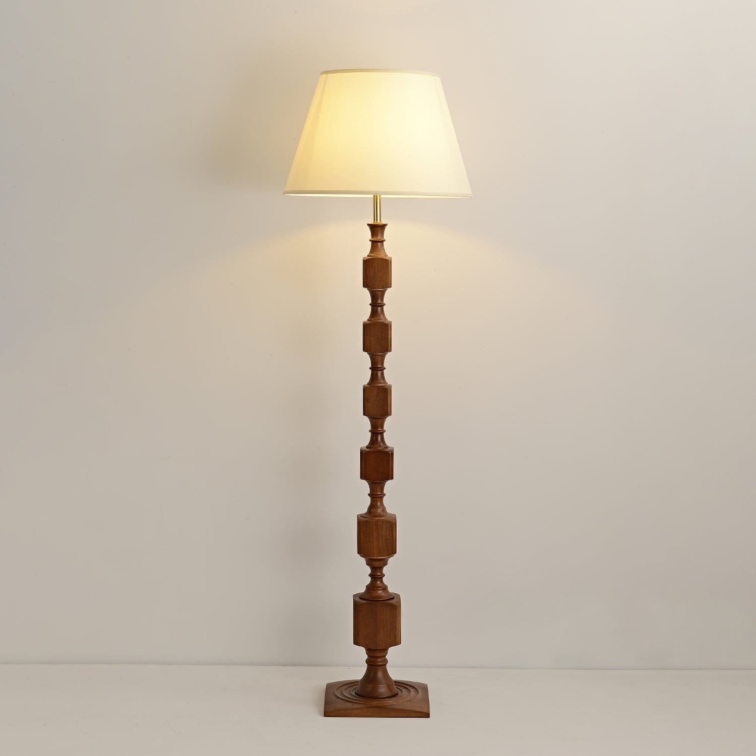Hexas Modern LED Floor Lamp - Adjustable Brightness & Color Temperature for Living Room, Bedroom, or Office - Energy Efficient Standing Light with Remote Control