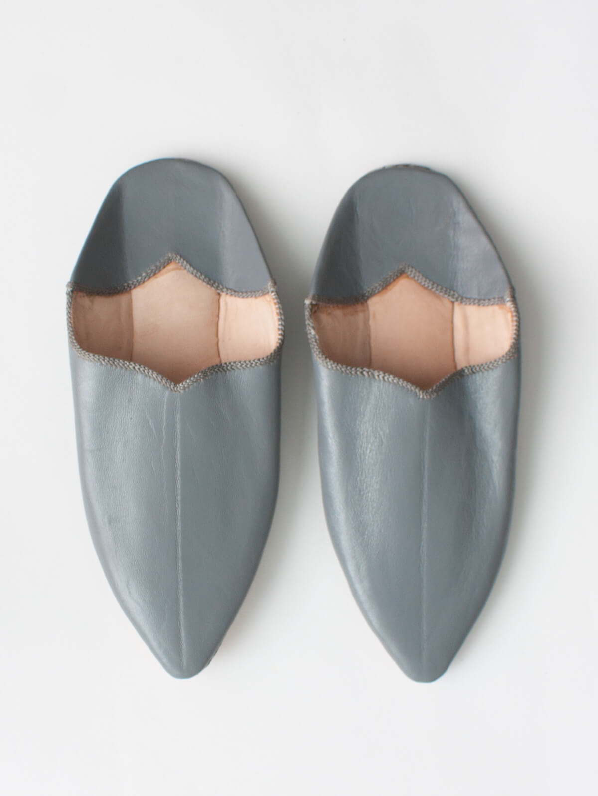 Authentic Moroccan Plain Pointed Babouche Slippers - Soft Grey Leather House Shoes for Men & Women | Perfect for Home, Lounge & Cultural Fashion