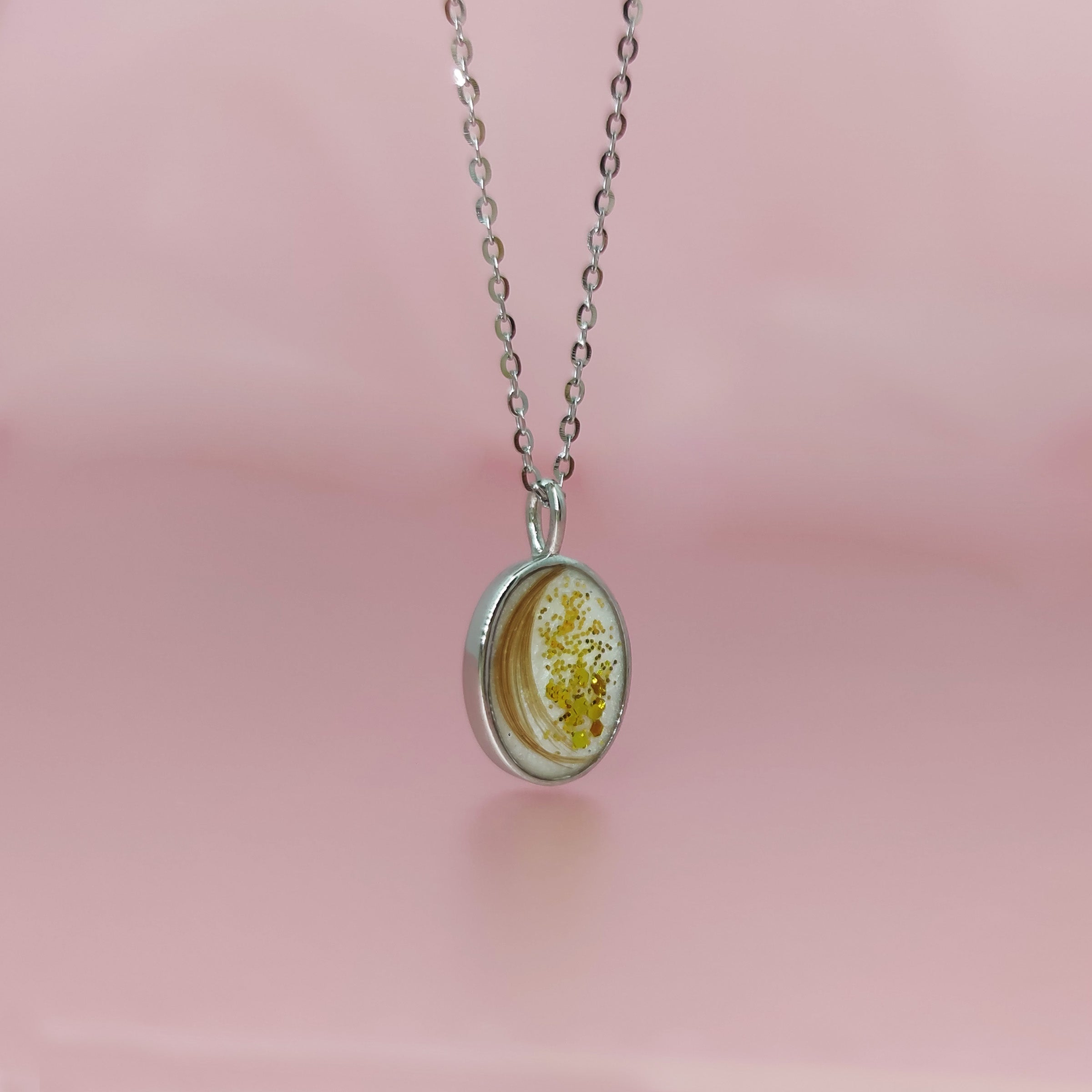 Solid Gold Oval Hair & Fur Memorial Necklace - Elegant Pet Keepsake Jewelry for Ashes, Perfect for Pet Lovers & Memorial Gifts