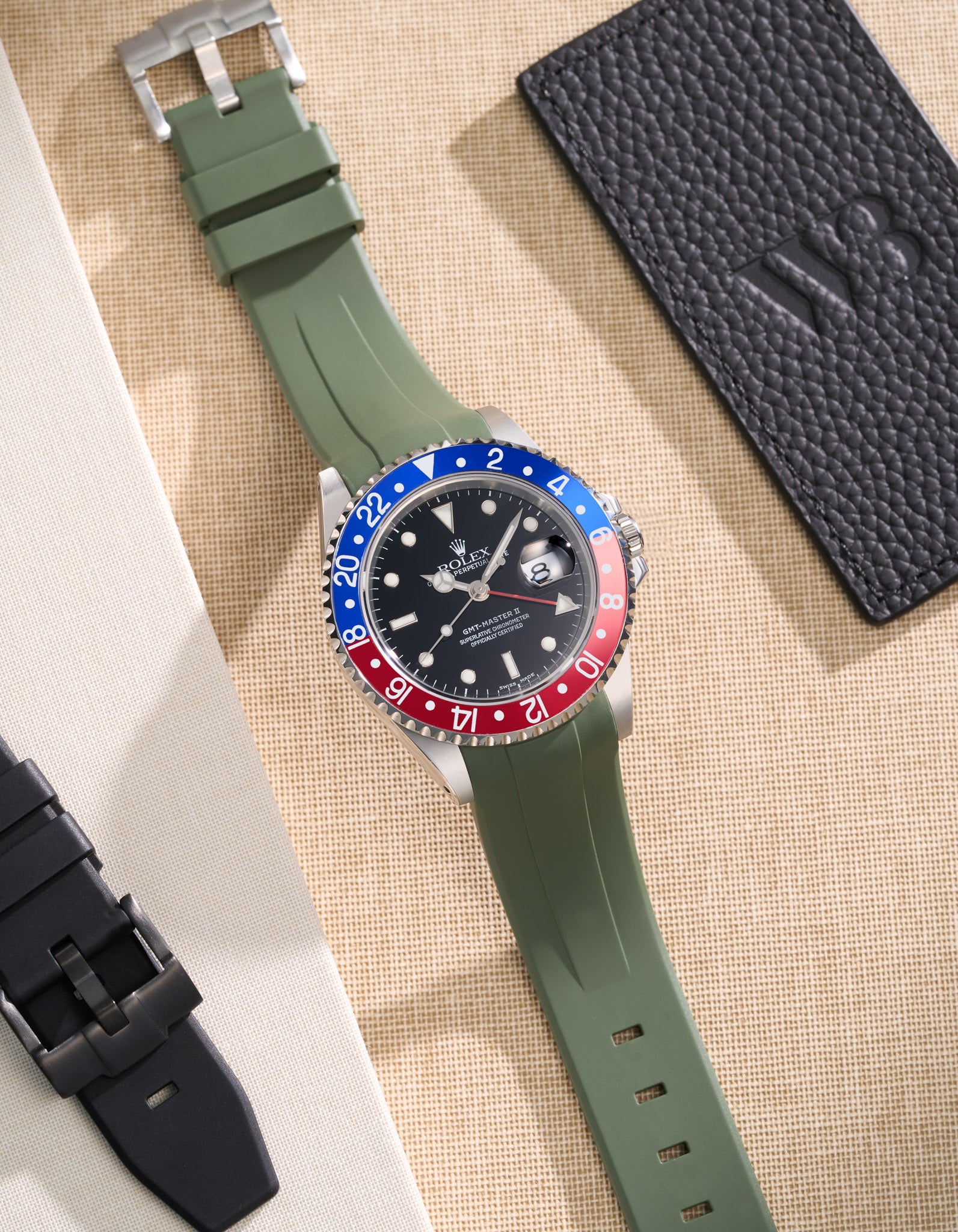 Premium FKM Rubber Watch Band for Rolex GMT-Master II 16710 Pepsi - Durable & Comfortable Replacement Strap for Diving, Swimming & Everyday Wear