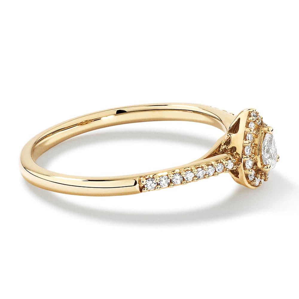 Lab Grown Pear Shaped Diamond Promise Ring - Elegant & Ethical Engagement Jewelry for Women - Perfect for Anniversaries, Proposals & Special Occasions