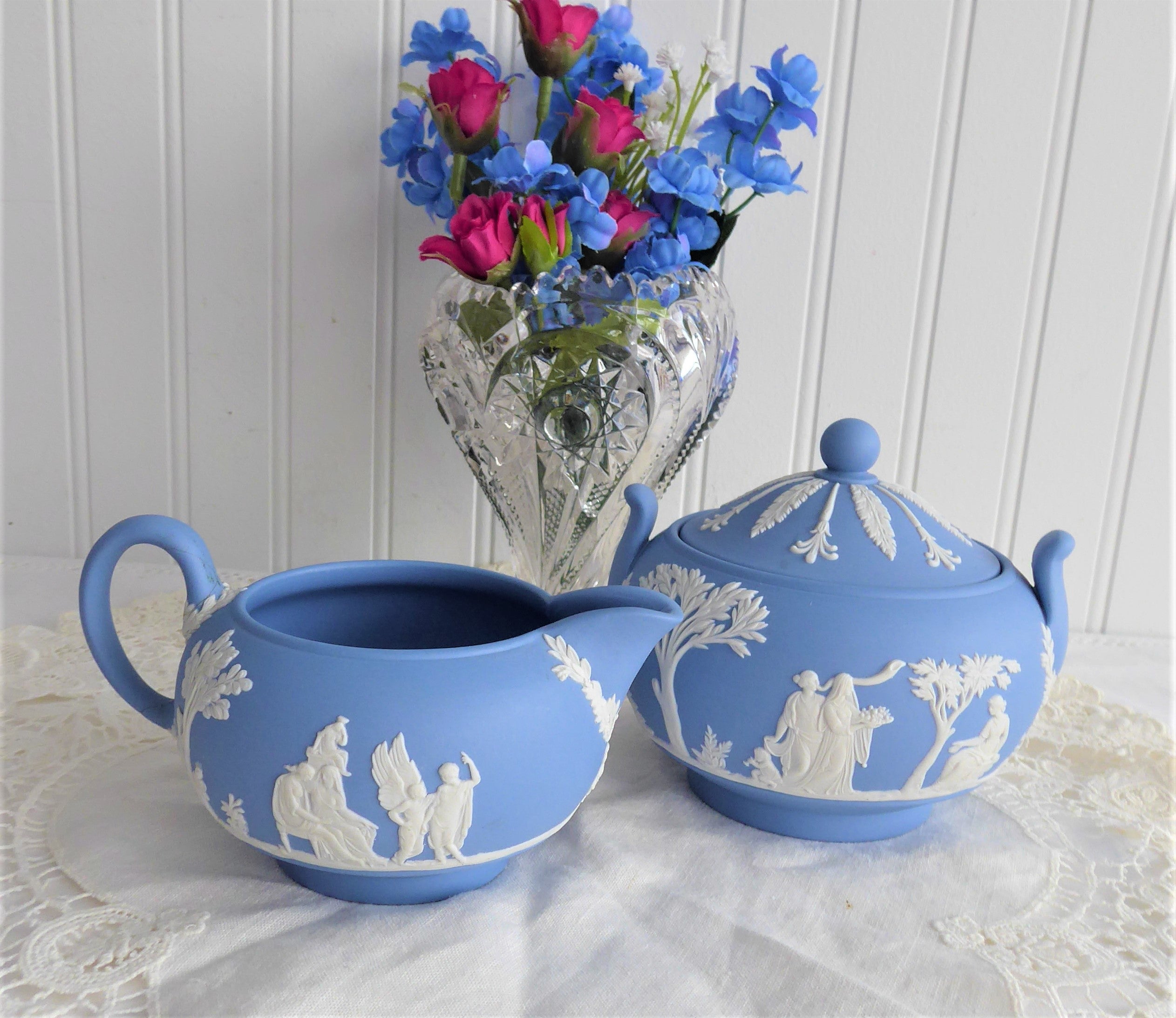 Wedgwood Blue Jasper Large Icarus Sacrifice To Ceres Sugar Bowl and Creamer Set - Vintage 1957-1961 Blue and White Ceramic Tea Accessories - Perfect for Afternoon Tea and Collectible Display
