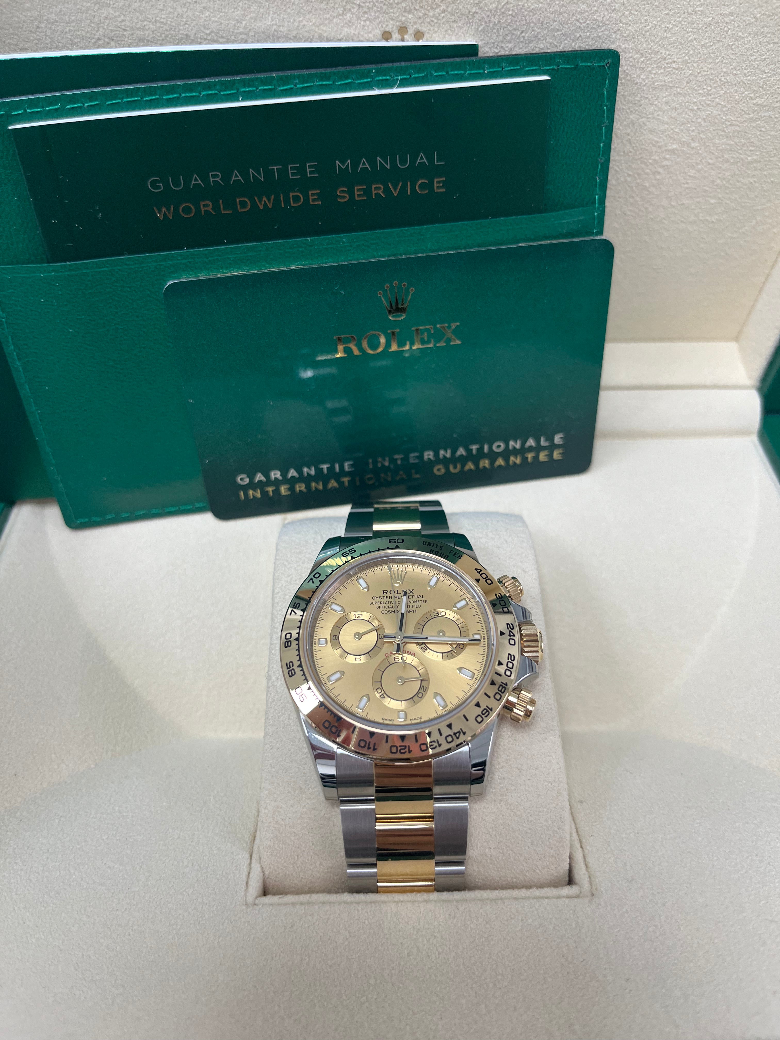 Rolex Daytona 40mm Yellow Rolesor Cosmograph Watch - Champagne Index Dial 116503 | Luxury Men's Chronograph Timepiece for Business, Formal Events & Collectors