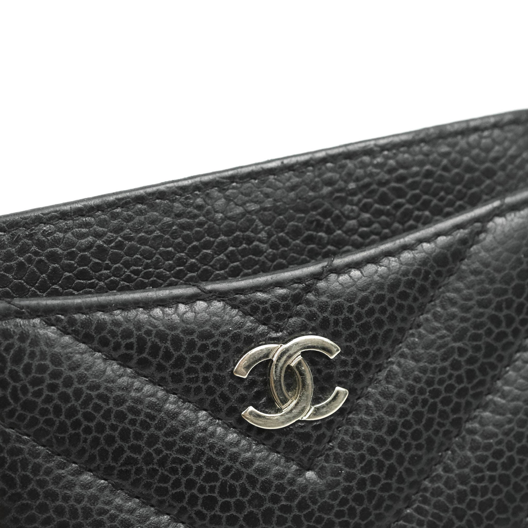 Chanel Classic Chevron Flat Card Holder in Black Caviar Leather with Silver Hardware - Perfect for Everyday Use & Luxury Gift Giving