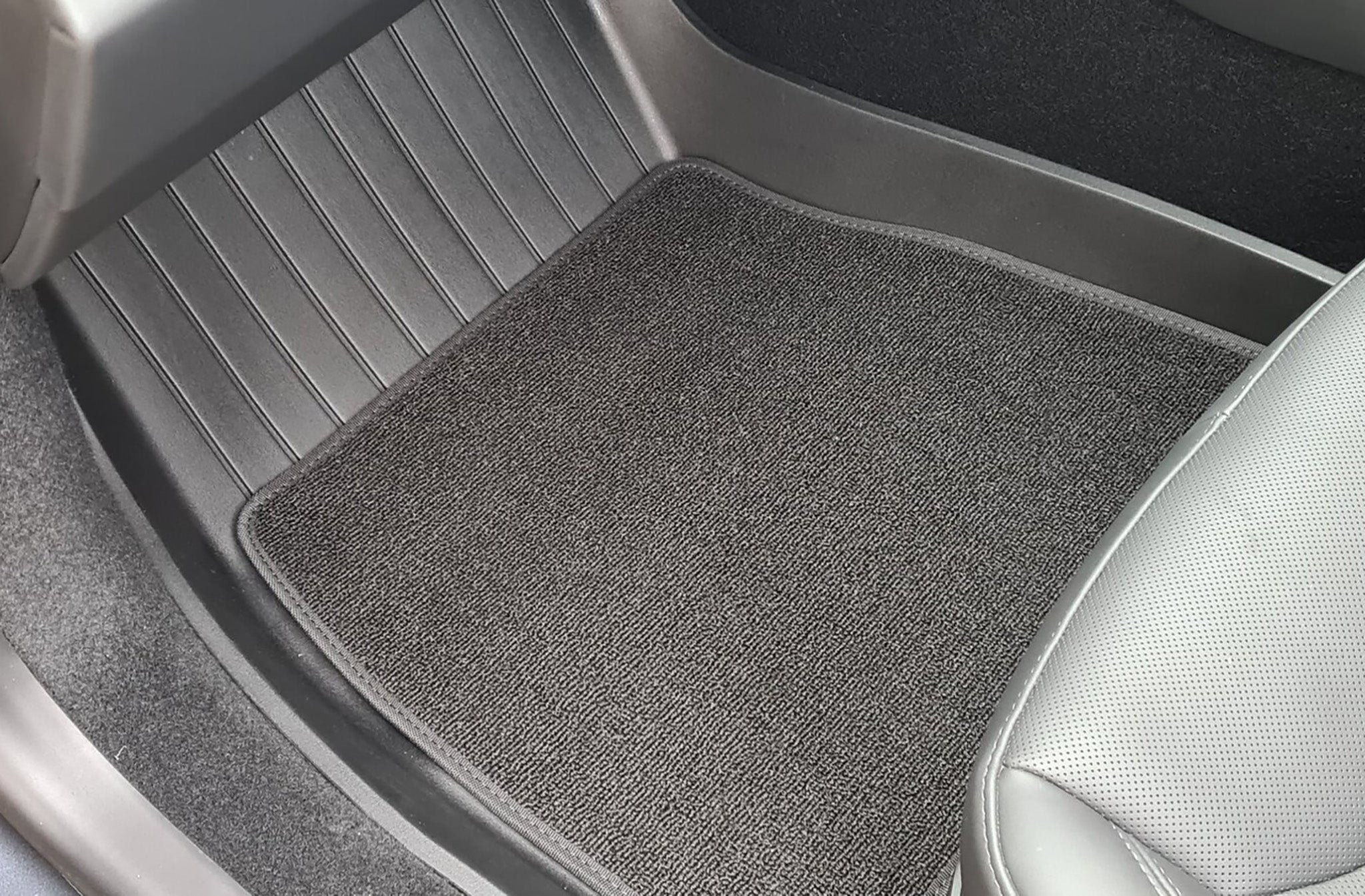 Premium Right Hand Drive Floor Mats for Tesla Model 3 & Model 3 Highland (2017-2024) - All-Weather Protection & Custom Fit - Perfect for Daily Commuting & Road Trips