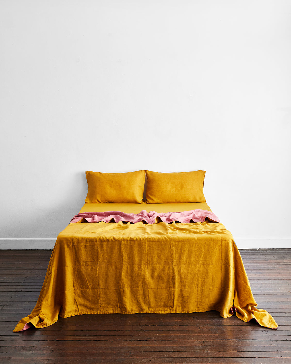 Organic Pink Clay & Turmeric Two-Tone Quilt - Natural Skincare & Relaxation for Spa Nights & Self-Care Rituals