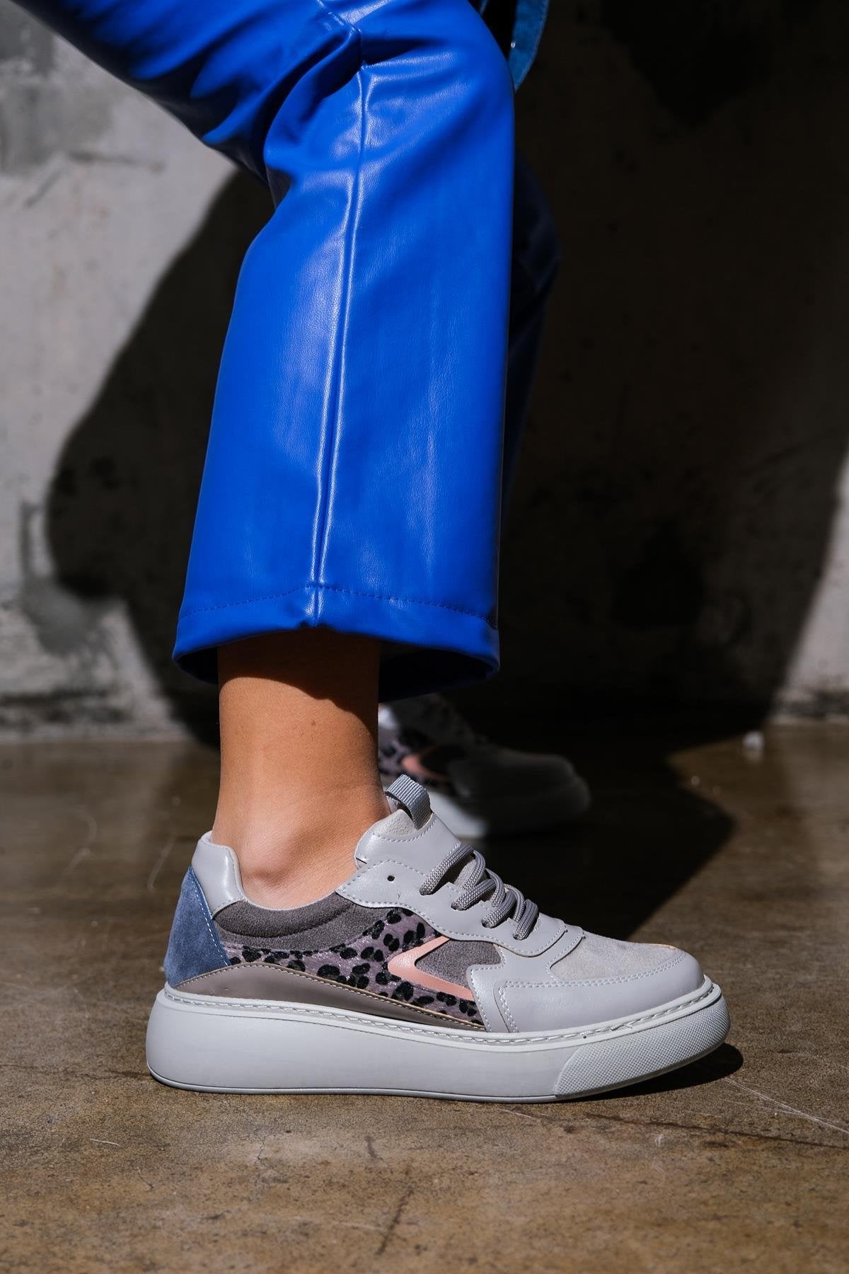 Ida Grey Platform Sneakers for Women - Trendy Chunky White Sneakers with Arch Support | Perfect for Casual Wear, Street Style & Everyday Comfort