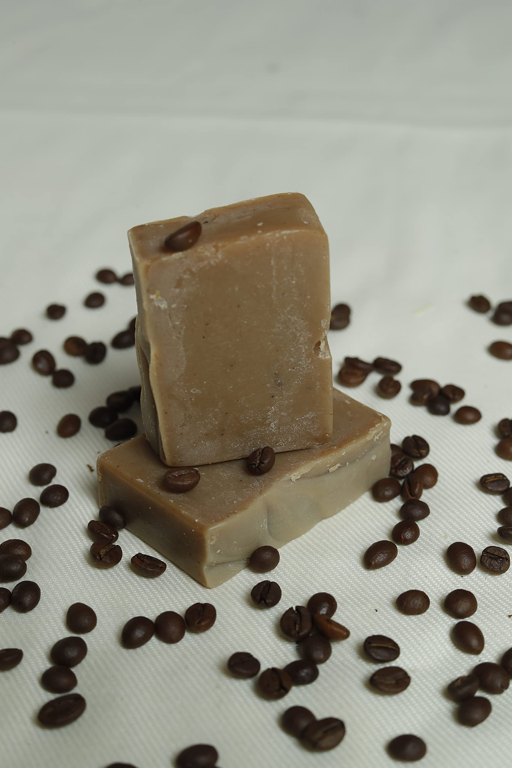 Organic Blues Coffee Soap - Exfoliating Natural Handmade Cold Processed Bar Soap with Nourishing Ingredients (90g) - Perfect for Exfoliation, Skin Hydration & Spa Day Self-Care