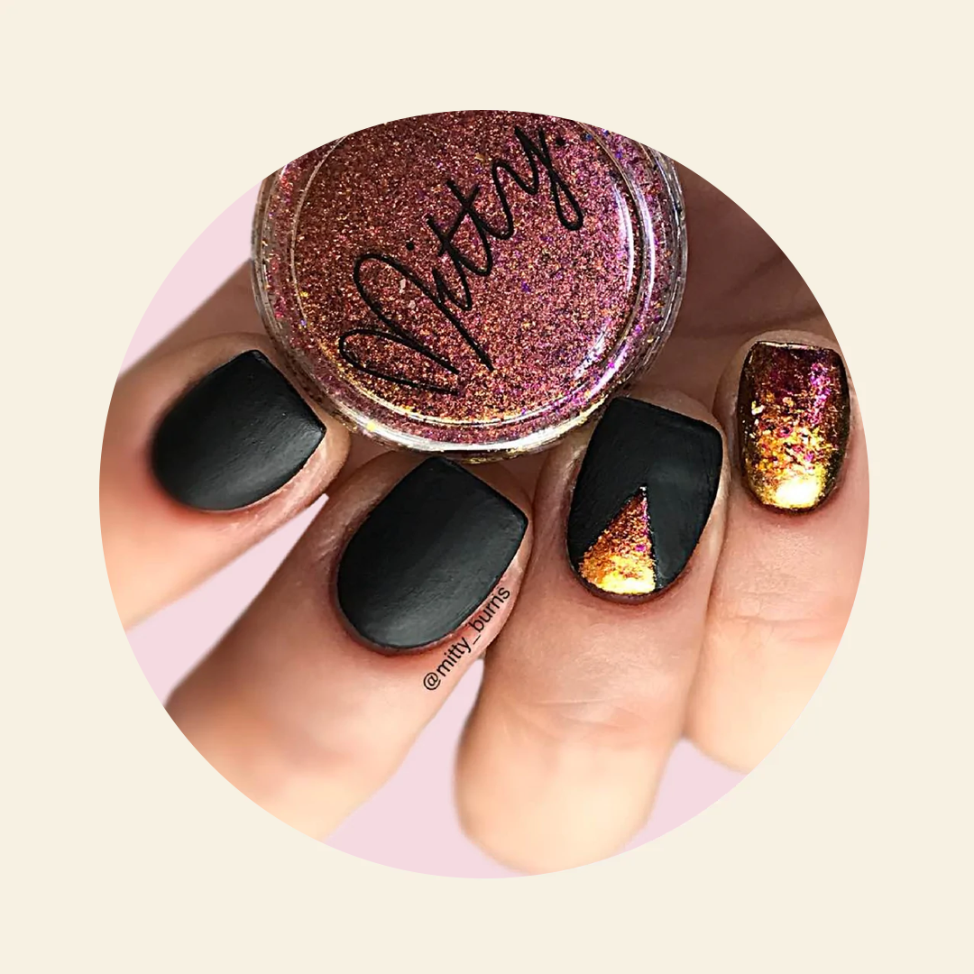 Mitty Shattered Chrome Flakes Dream Nail Polish - Metallic Chrome Nail Art for Parties, Prom & Special Occasions