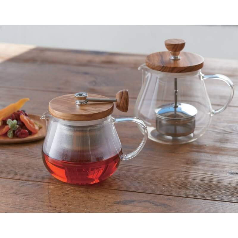 Hario V60 Glass Tea Server - 700ml Drip Coffee & Tea Brewer with Wooden Handle for Pour Over & Iced Coffee - Perfect for Home, Office & Cafes