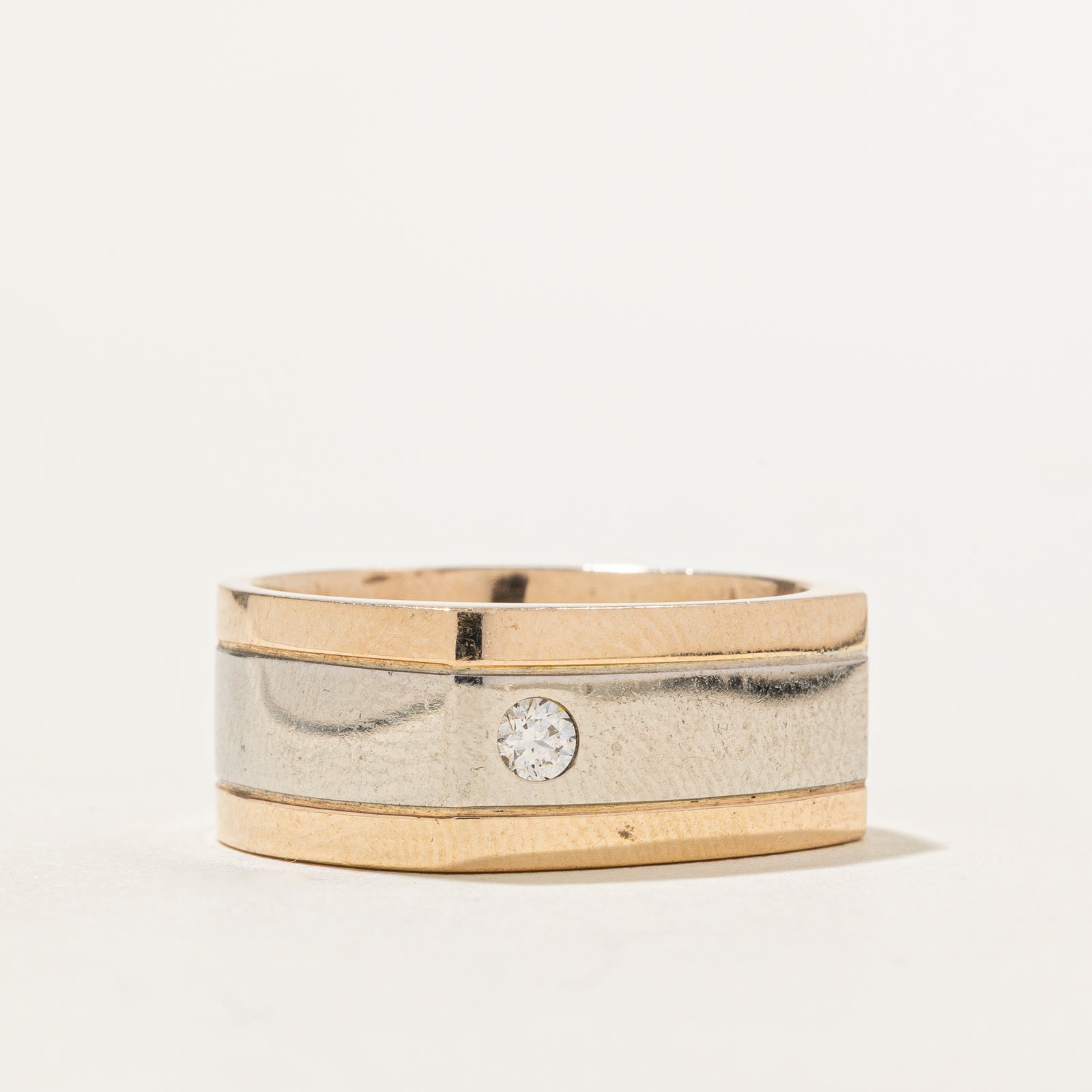 Two Tone Gold Single Stone Diamond Band Ring - 0.07ct Round Cut Diamond, Size 8.25 - Elegant Wedding Band, Anniversary Gift for Her, Perfect for Everyday Wear & Special Occasions