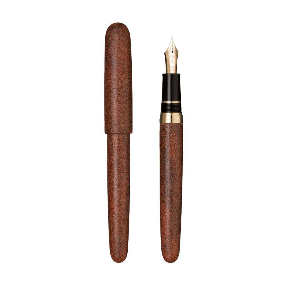 Premium Sailor Fountain Pen - Traditional Urushi Lacquer & Tsugaru Nuri Craftsmanship - Elegant Writing Instrument for Calligraphy, Gifts & Collectors