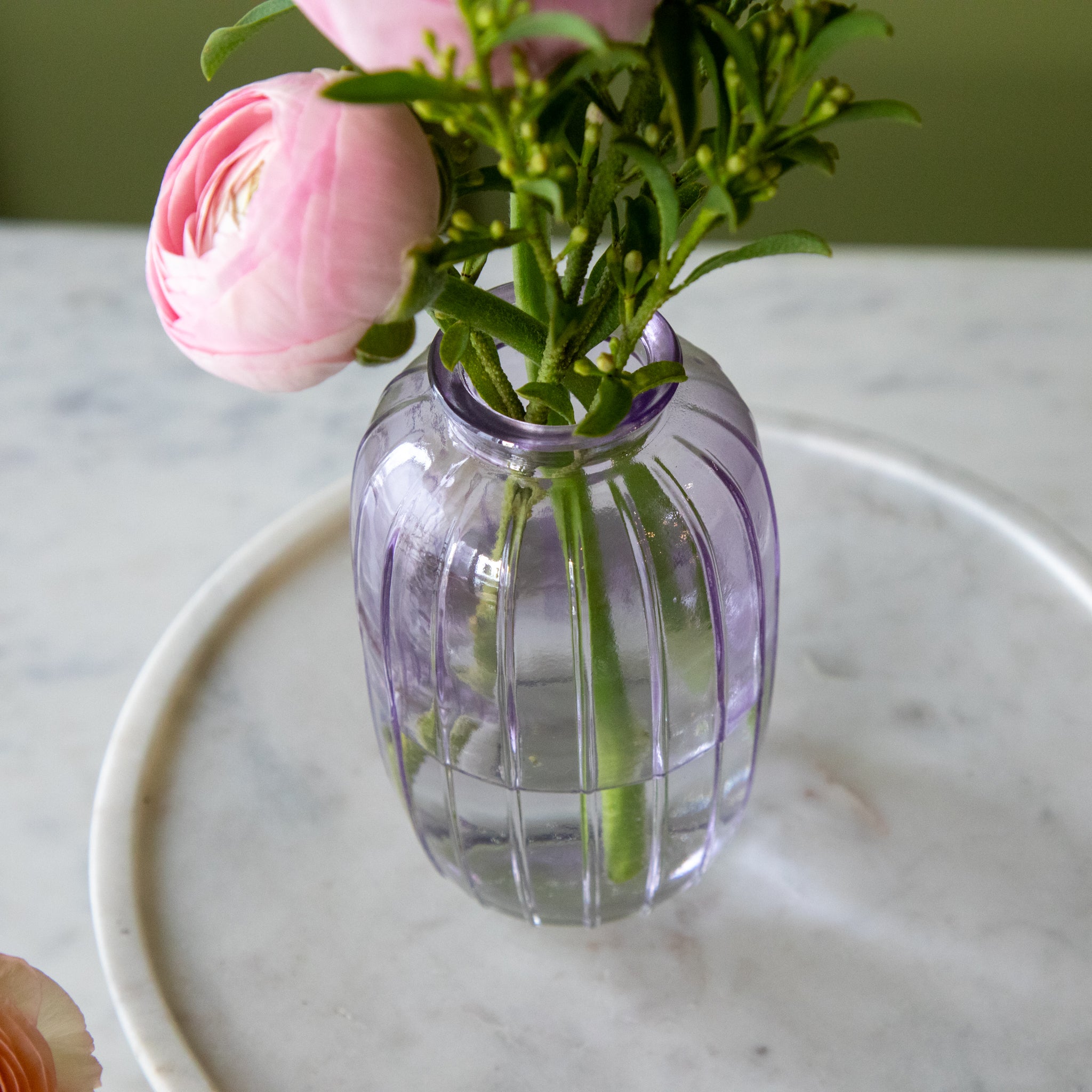 Elegant Glass Bud Vase for Flowers - Small Floral Centerpiece for Weddings, Home Decor, and Table Settings