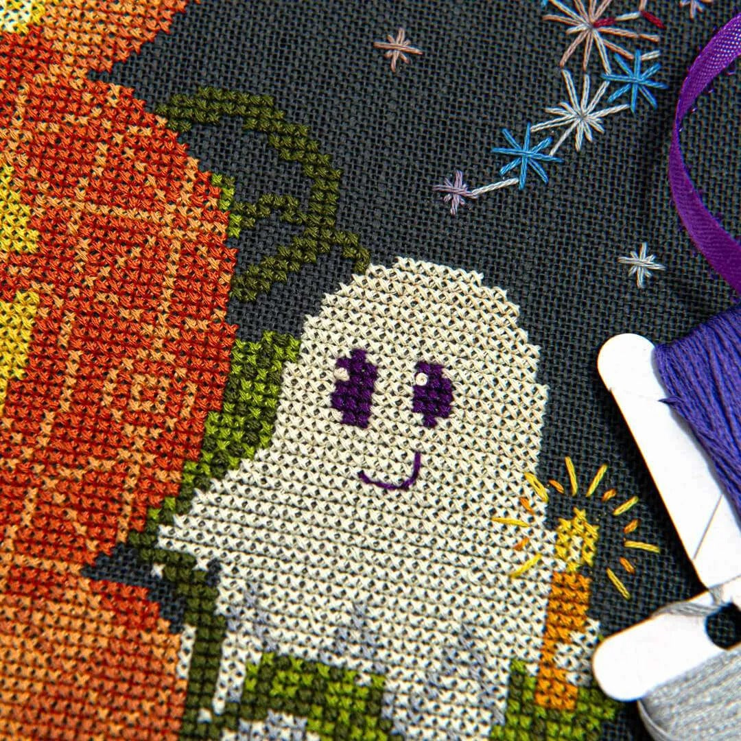 Spooktacular Halloween Cross Stitch Pattern Kit - DIY Ghost & Pumpkin Embroidery Design for Home Decor, Party Favors & Seasonal Crafting