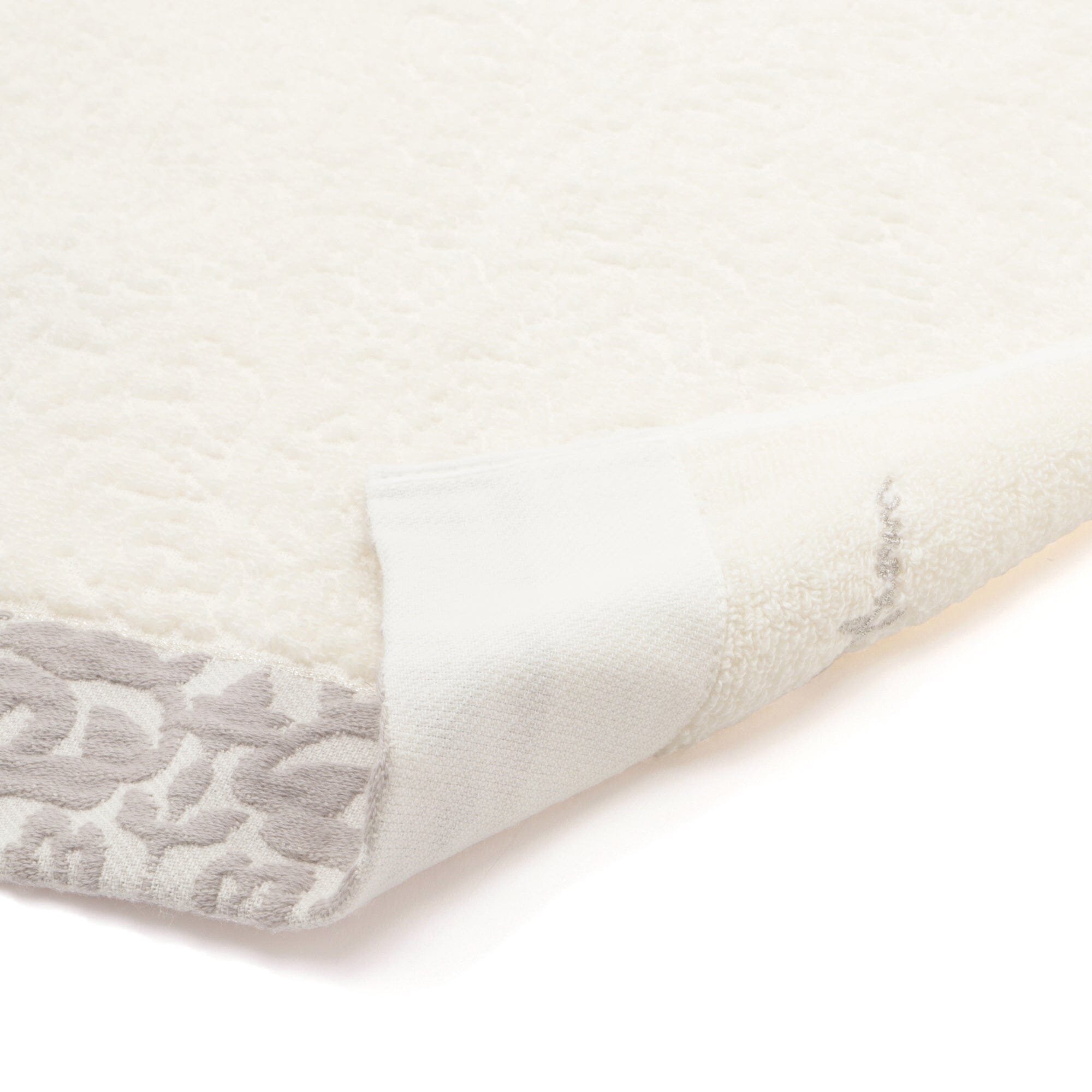 Antibacterial & Deodorizing Acanthus Face Towel - Soft Ivory Bath Towel for Skincare, Gym & Travel - Gentle Exfoliating Washcloth for Sensitive Skin