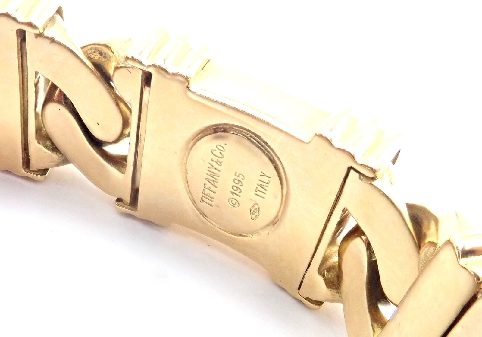 Authentic Tiffany & Co Atlas 18k Yellow Gold Link Bracelet Vintage 1995 - Luxury Jewelry Gift for Women, Perfect for Anniversaries & Special Occasions