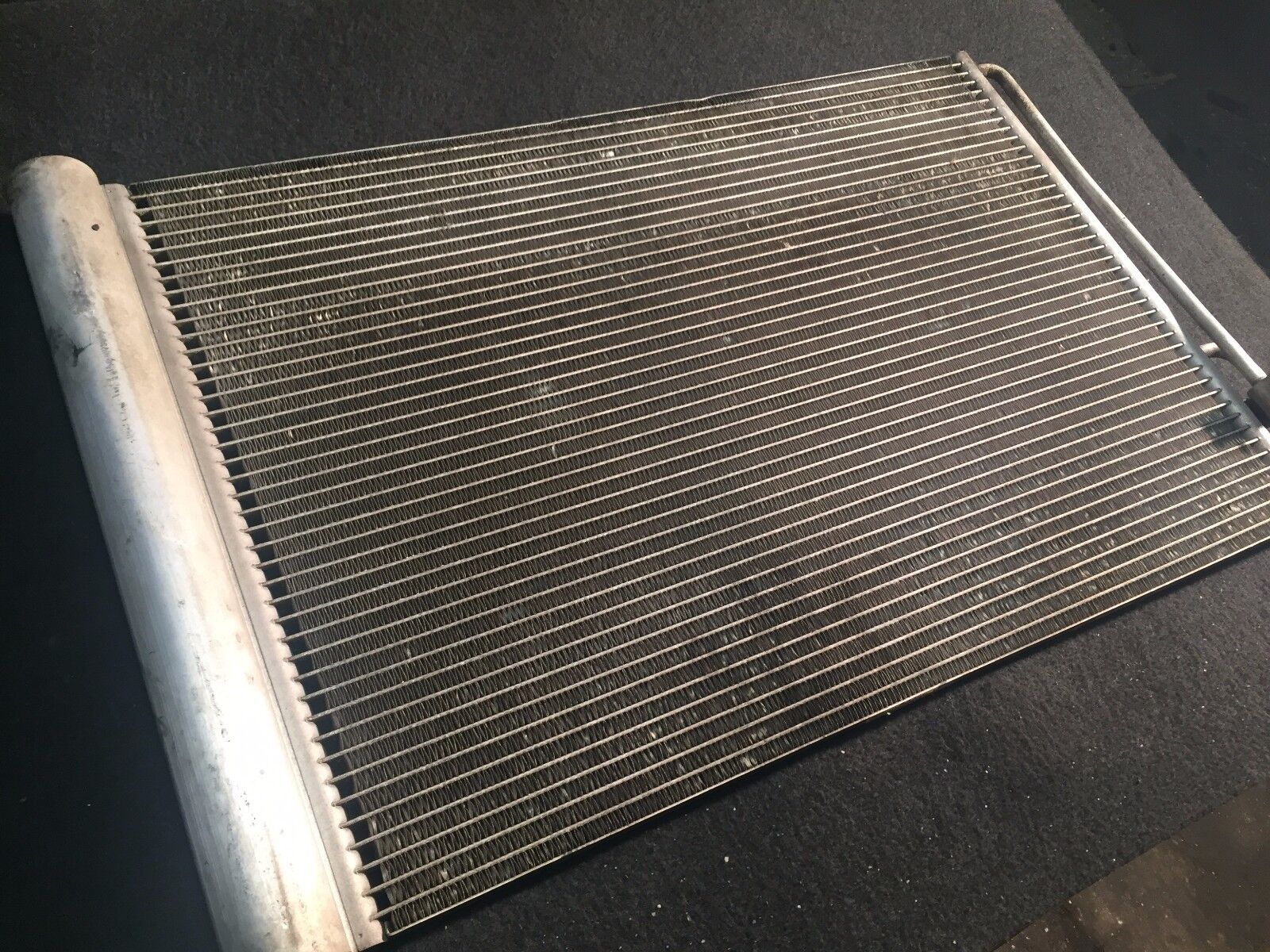 2002-2005 BMW 745i E65 OEM AC Radiator Condenser 8379885 - Perfect for Cooling System Repair & Summer Driving Comfort
