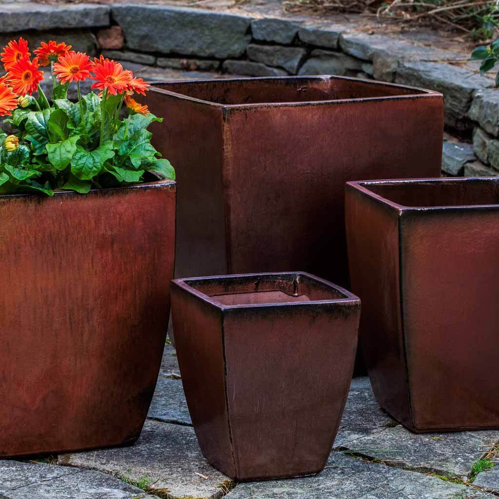 Campania International Blake Planter Set in Maple Red - Elegant Outdoor & Indoor Flower Pots for Garden, Patio, Balcony Decor