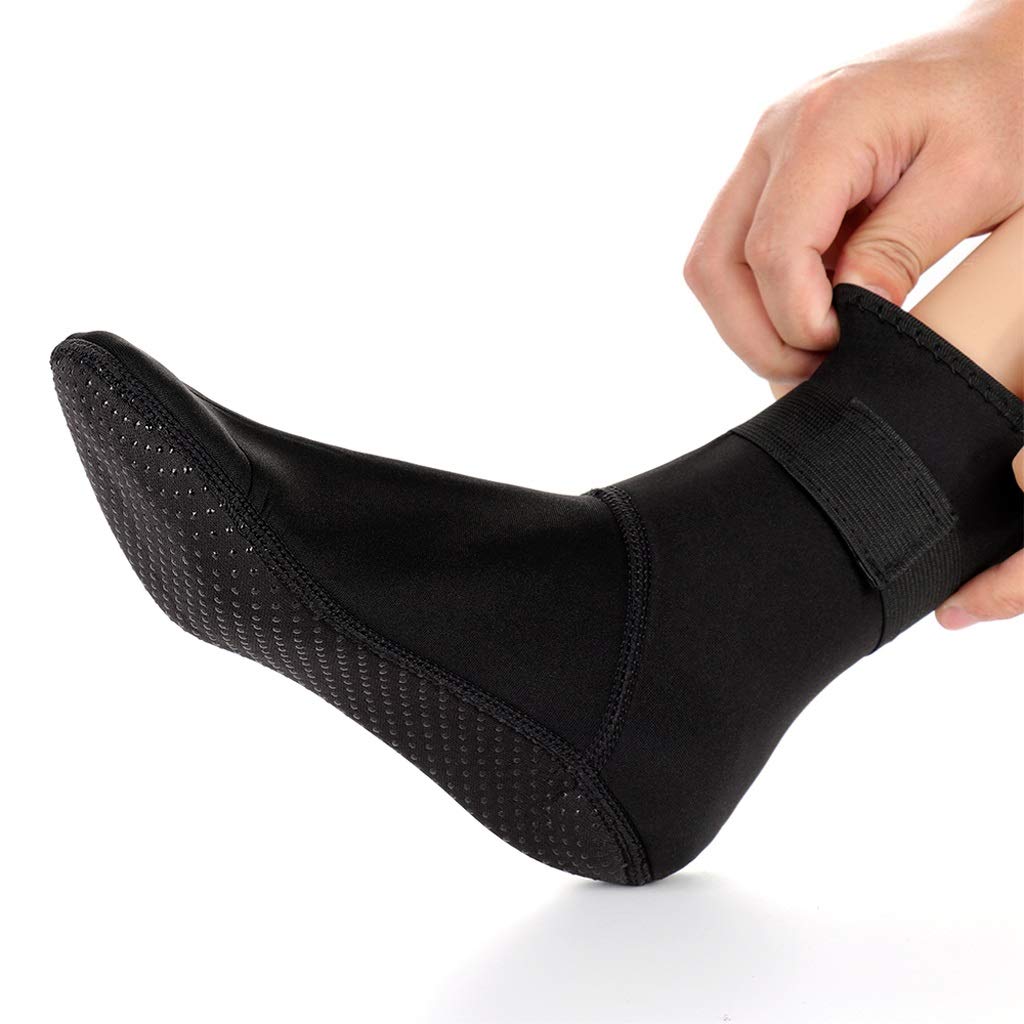 3mm Neoprene Diving Socks for Adults - Non-Slip Water Shoes for Snorkeling, Surfing & Beach Activities | Warm Swim Boots for Scuba Diving & Wetsuit Use | Size XL